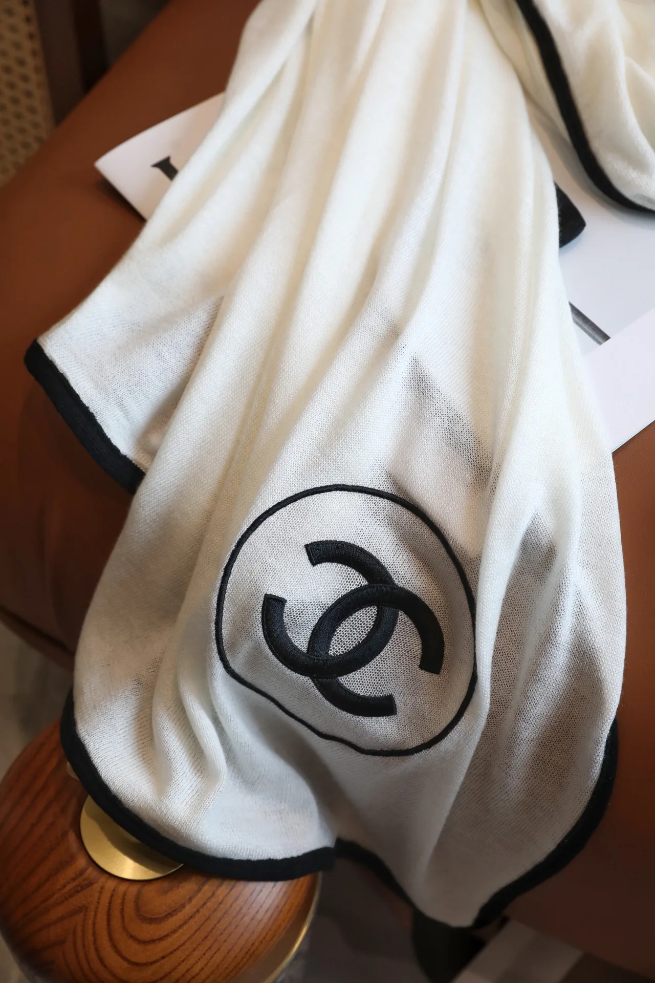 Шарфы Chanel 17991587