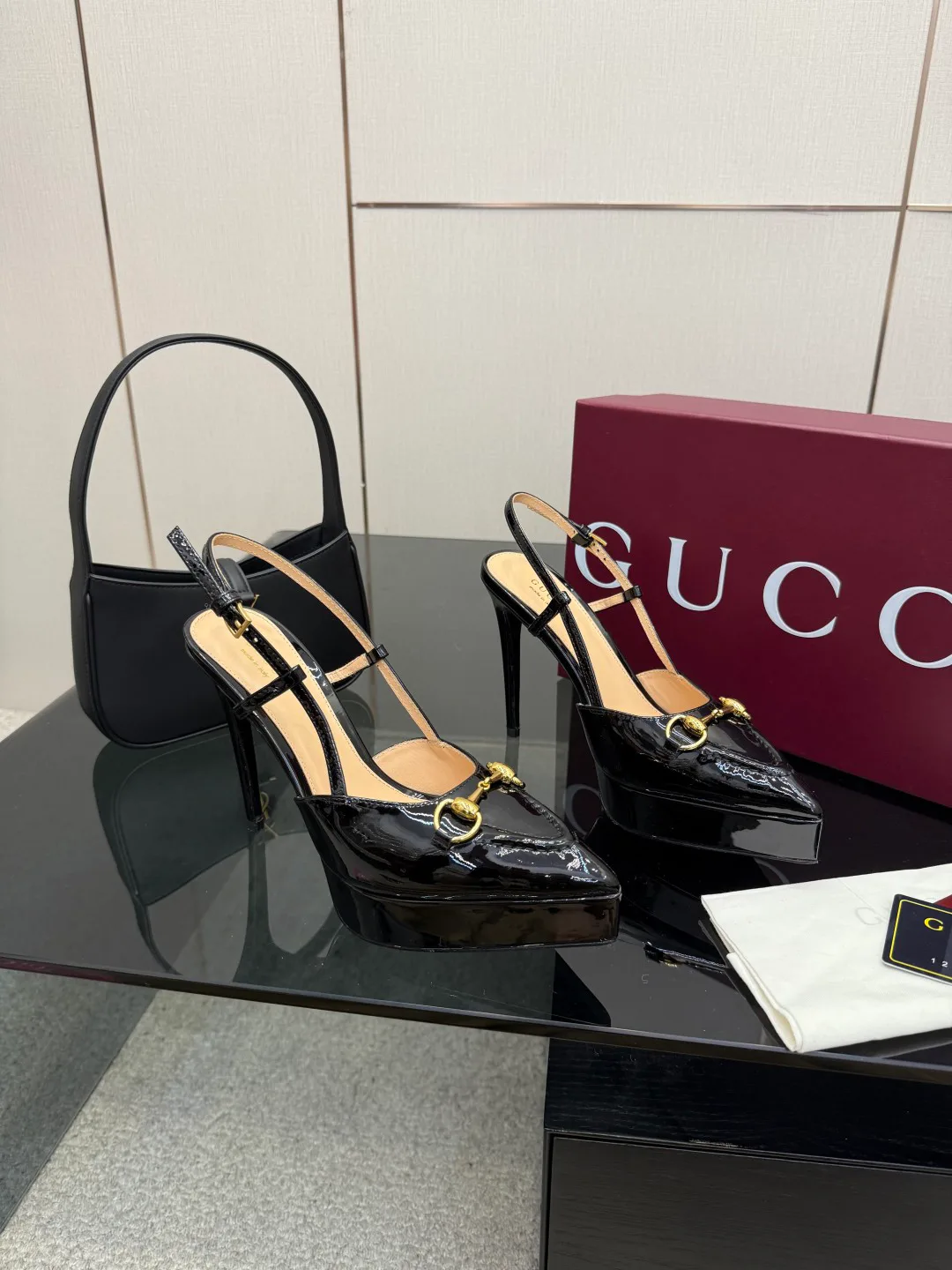 Туфли Женские Gucci 731983