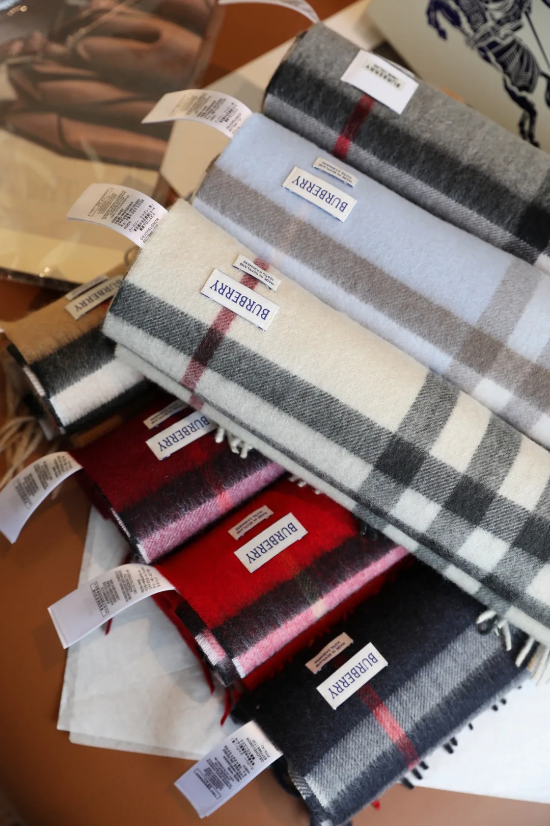 Шарфы Burberry 597374