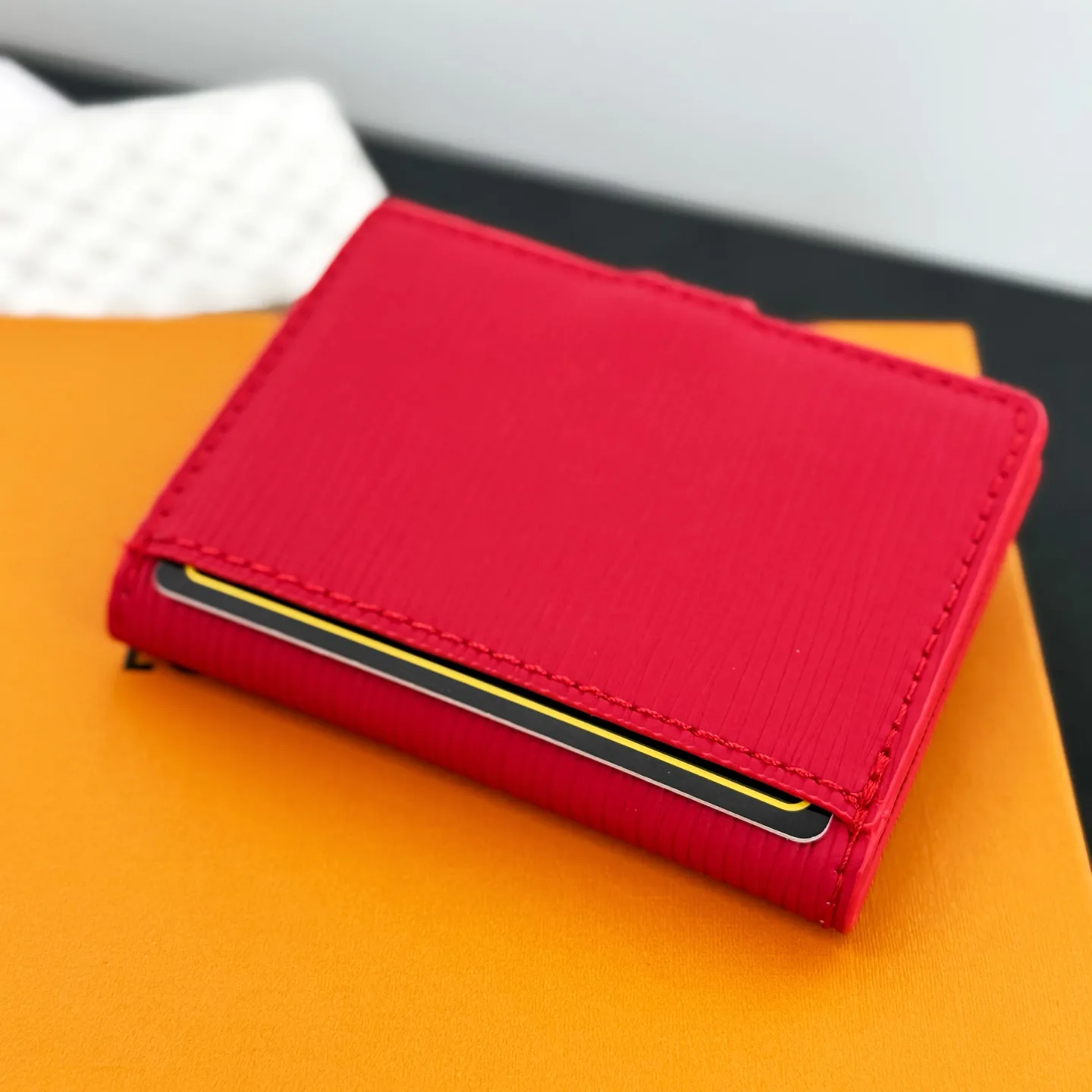 Визитницы Louis Vuitton 553170