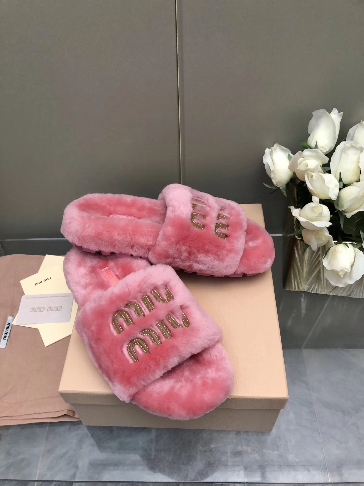 Тапочки Женские Miu Miu 18005826