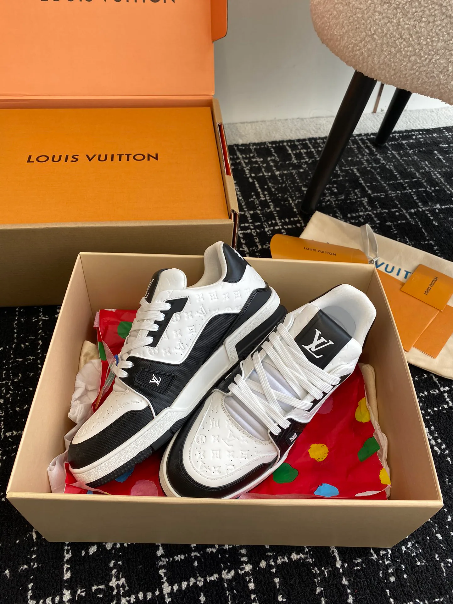 Кроссовки Женские Louis Vuitton 5790878