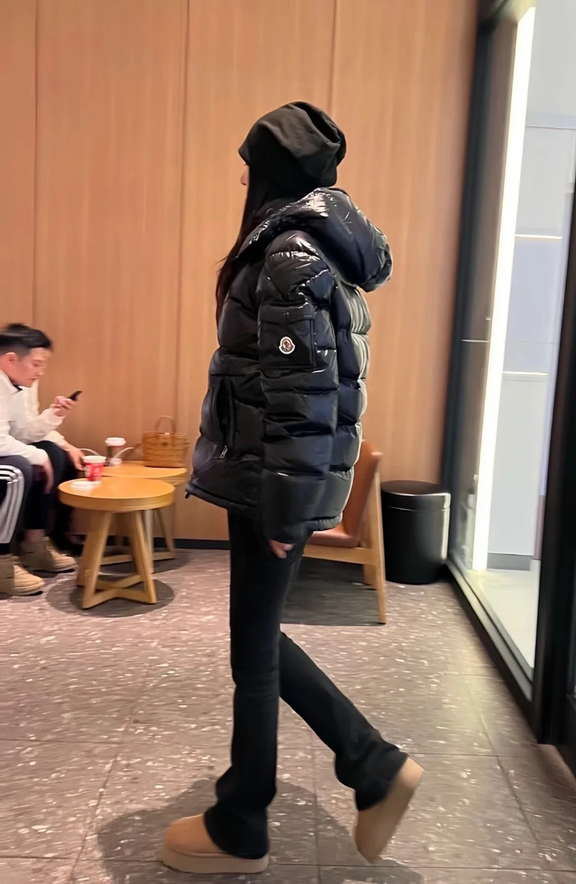 Куртки И Пуховики Женские Moncler 134192