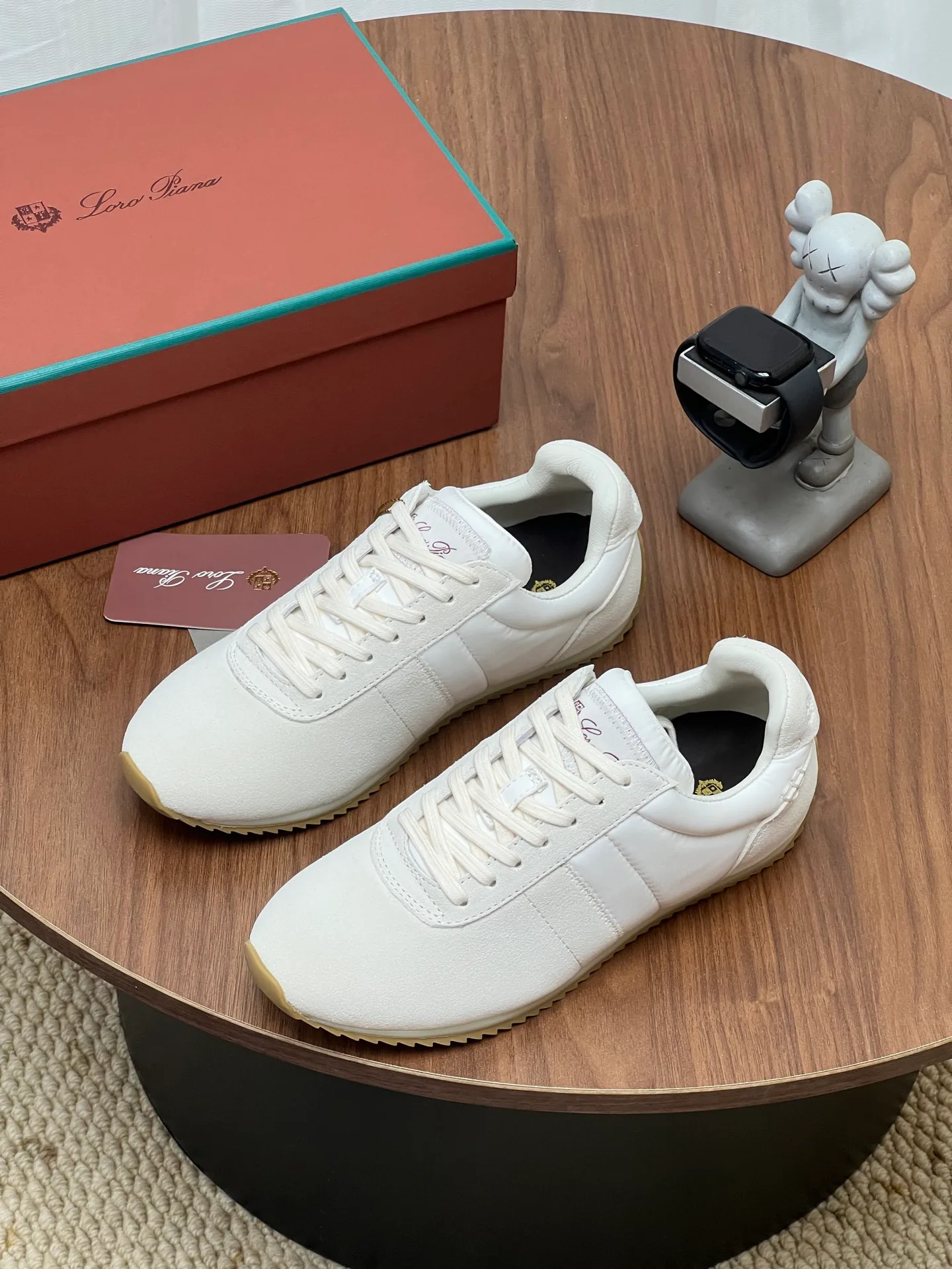 Кроссовки Женские Loro Piana 17787095