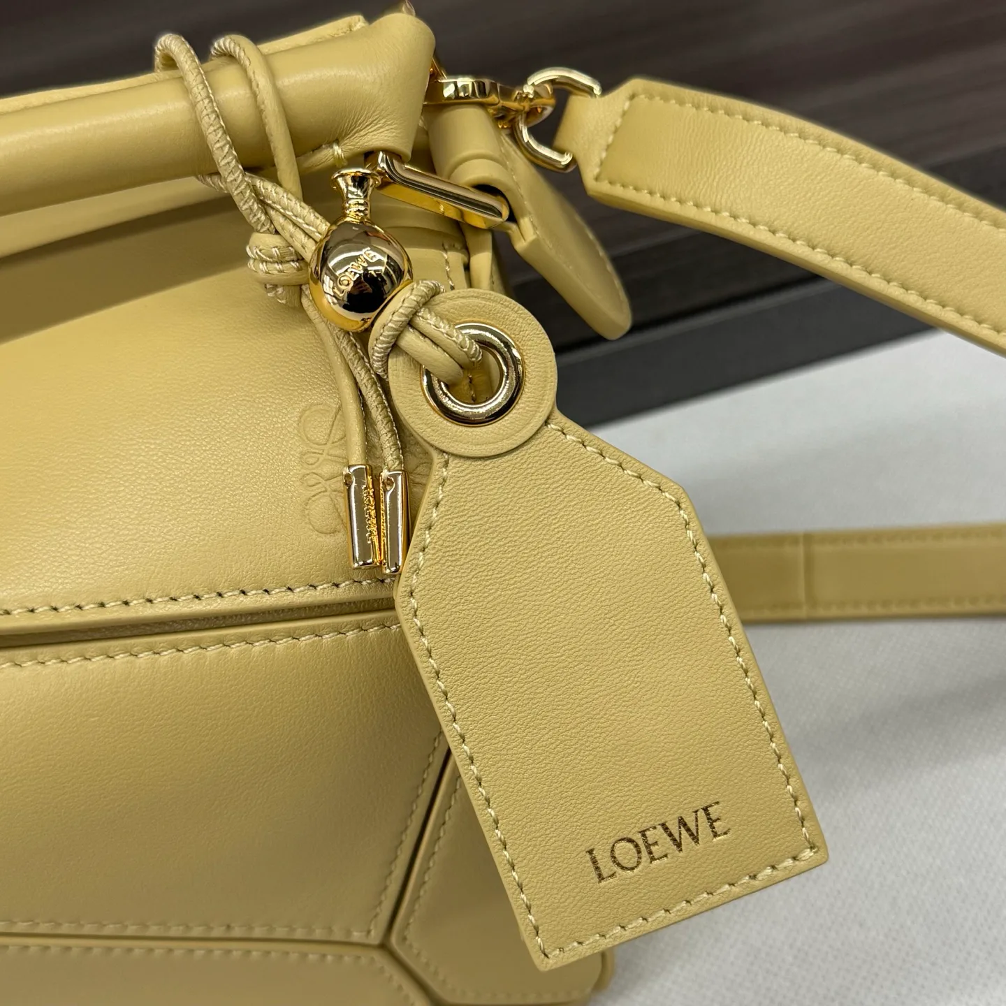 Классические Сумки Женские Loewe 17270386
