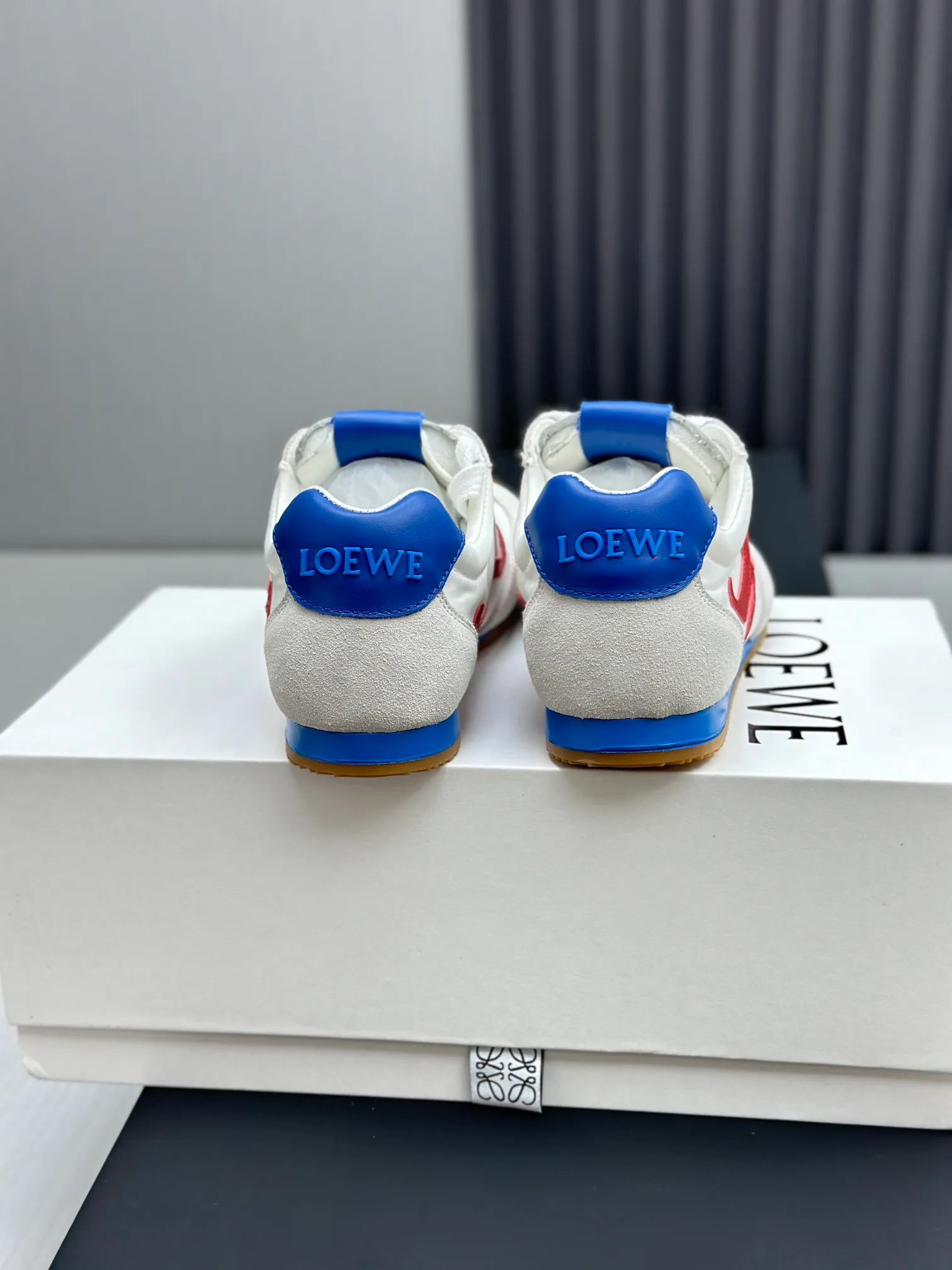 Кроссовки Женские Loewe 153036