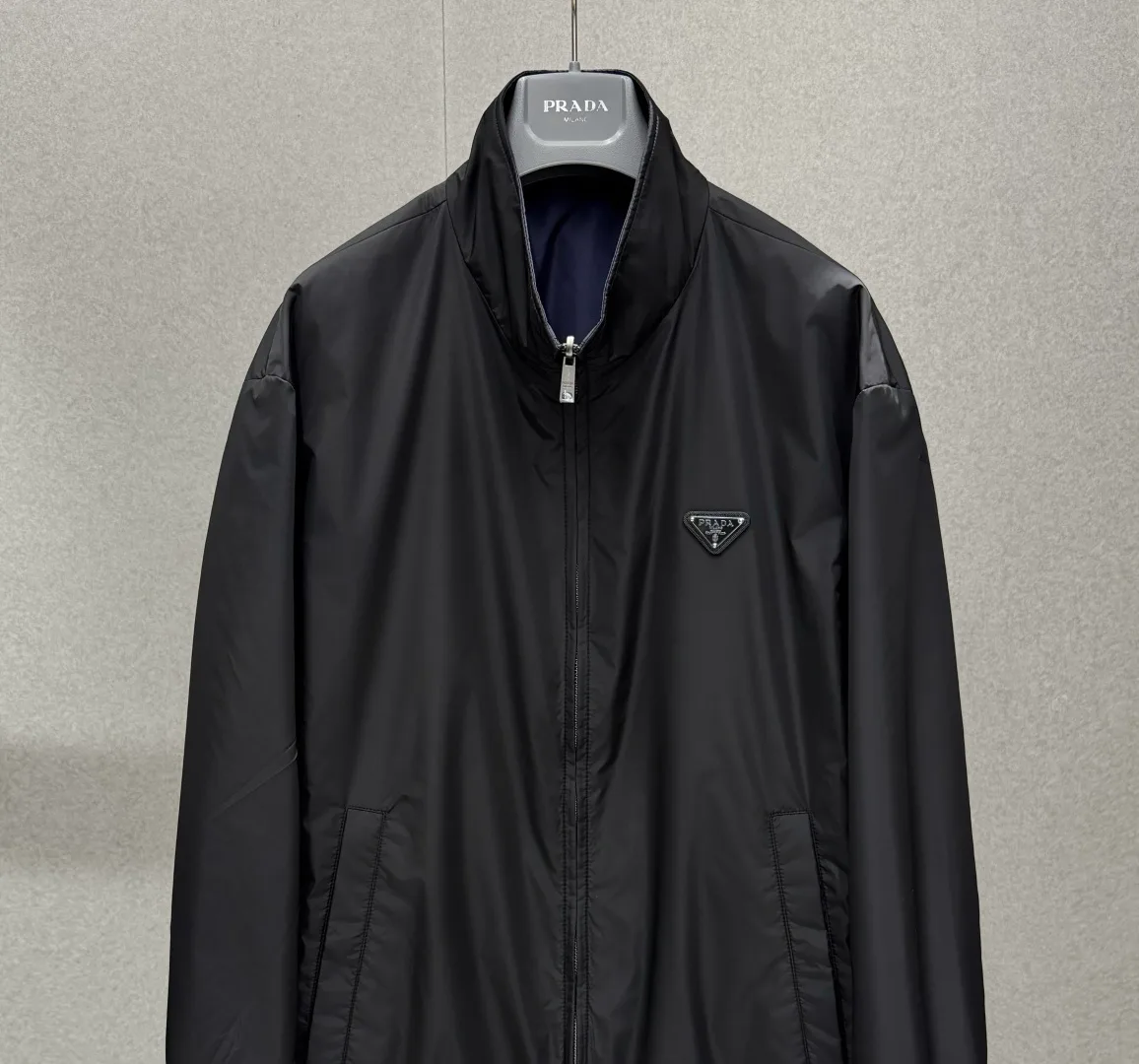 Куртки И Пуховики Мужские Prada 17454849