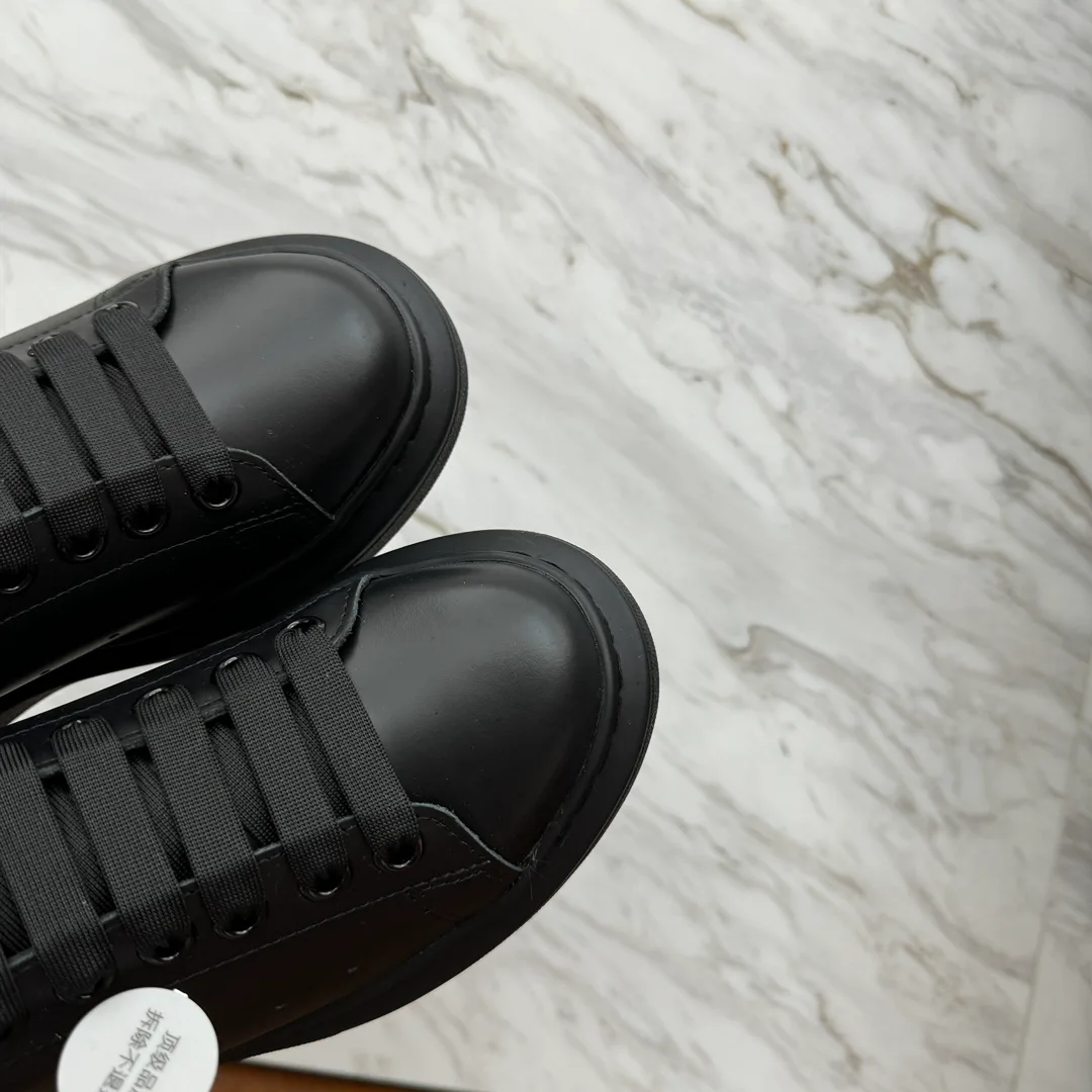 Кроссовки Женские Alexander Mcqueen 11472846