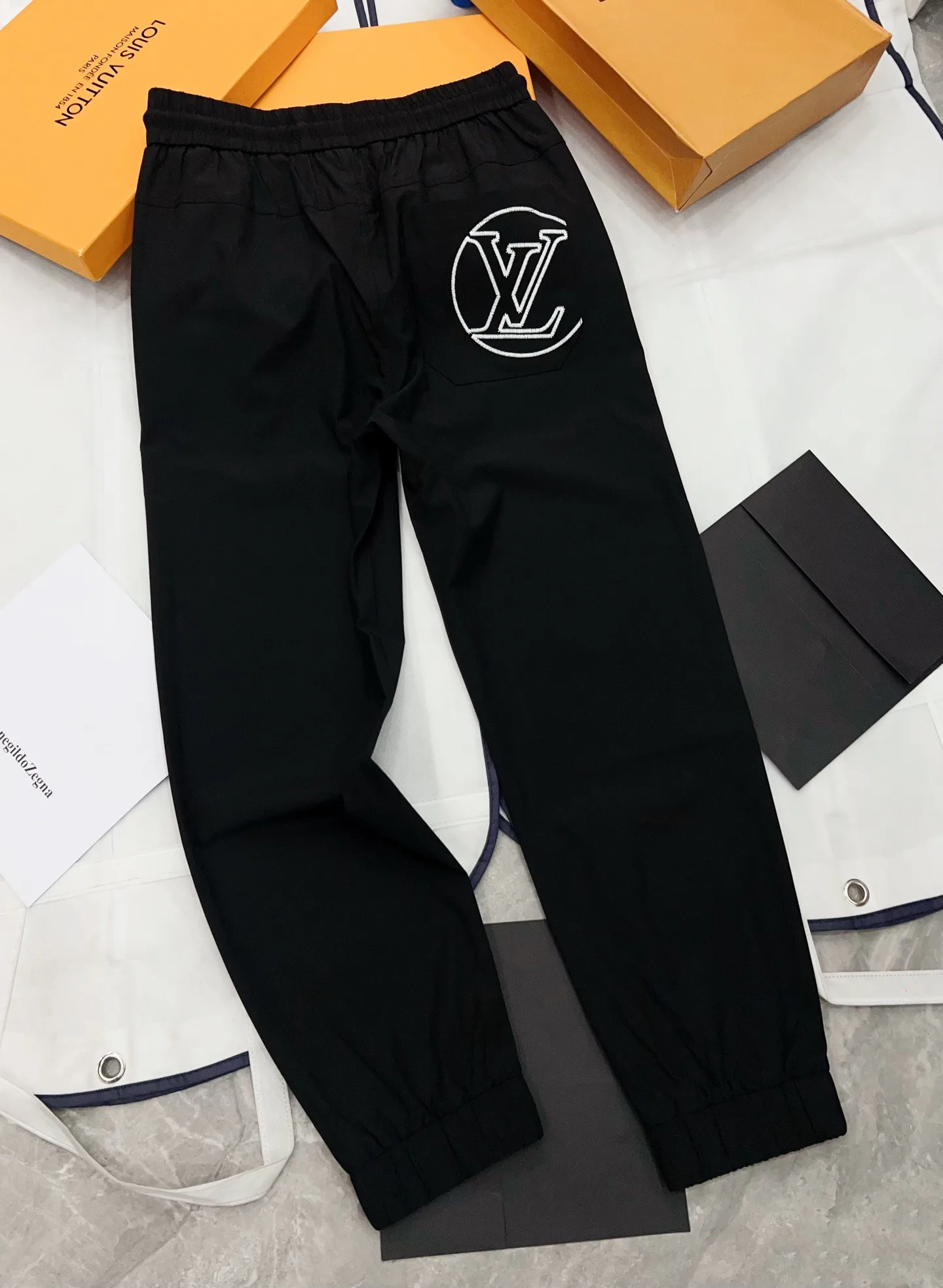 Брюки Мужские Louis Vuitton 12729699