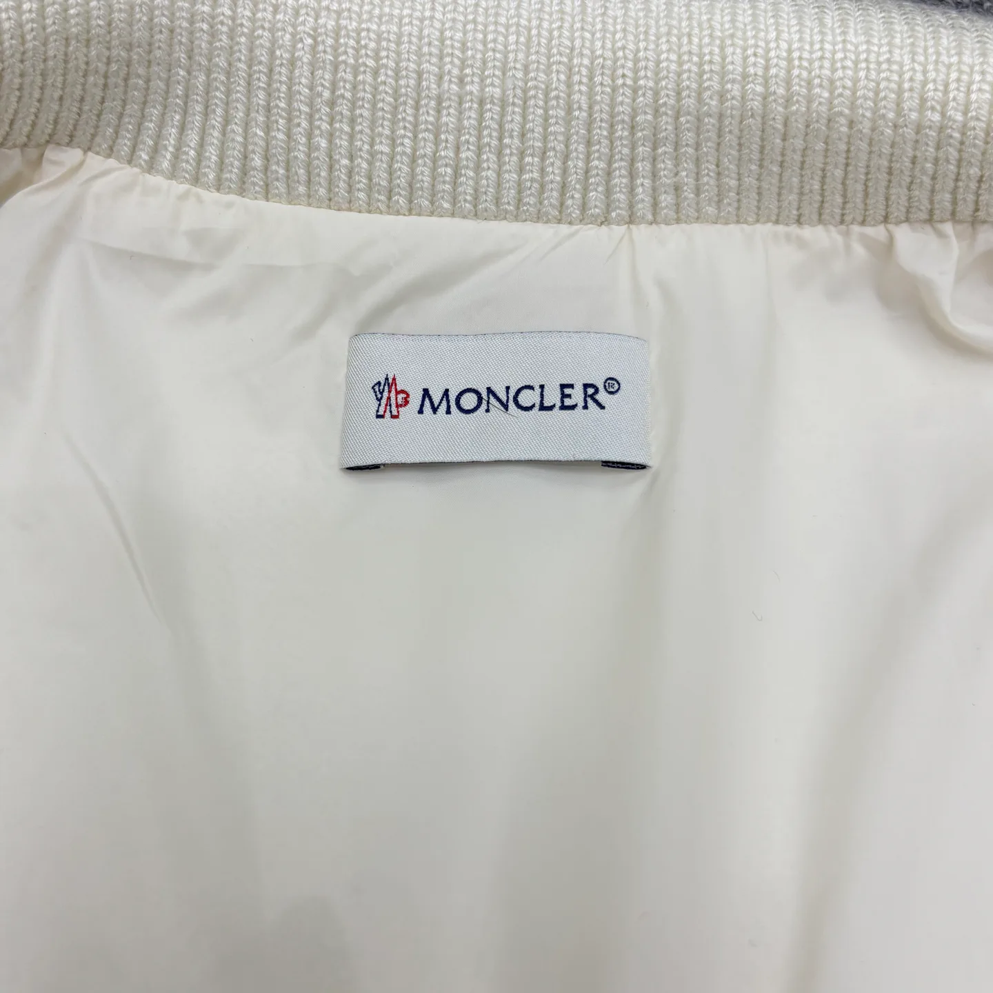 Джемперы И Свитеры Женские Moncler 18042544