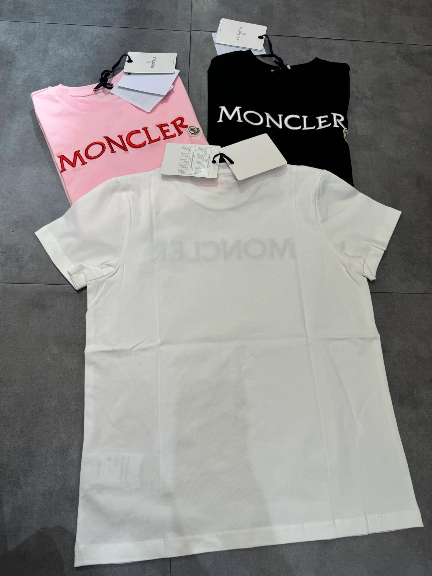 Футболки Женские Moncler 19081
