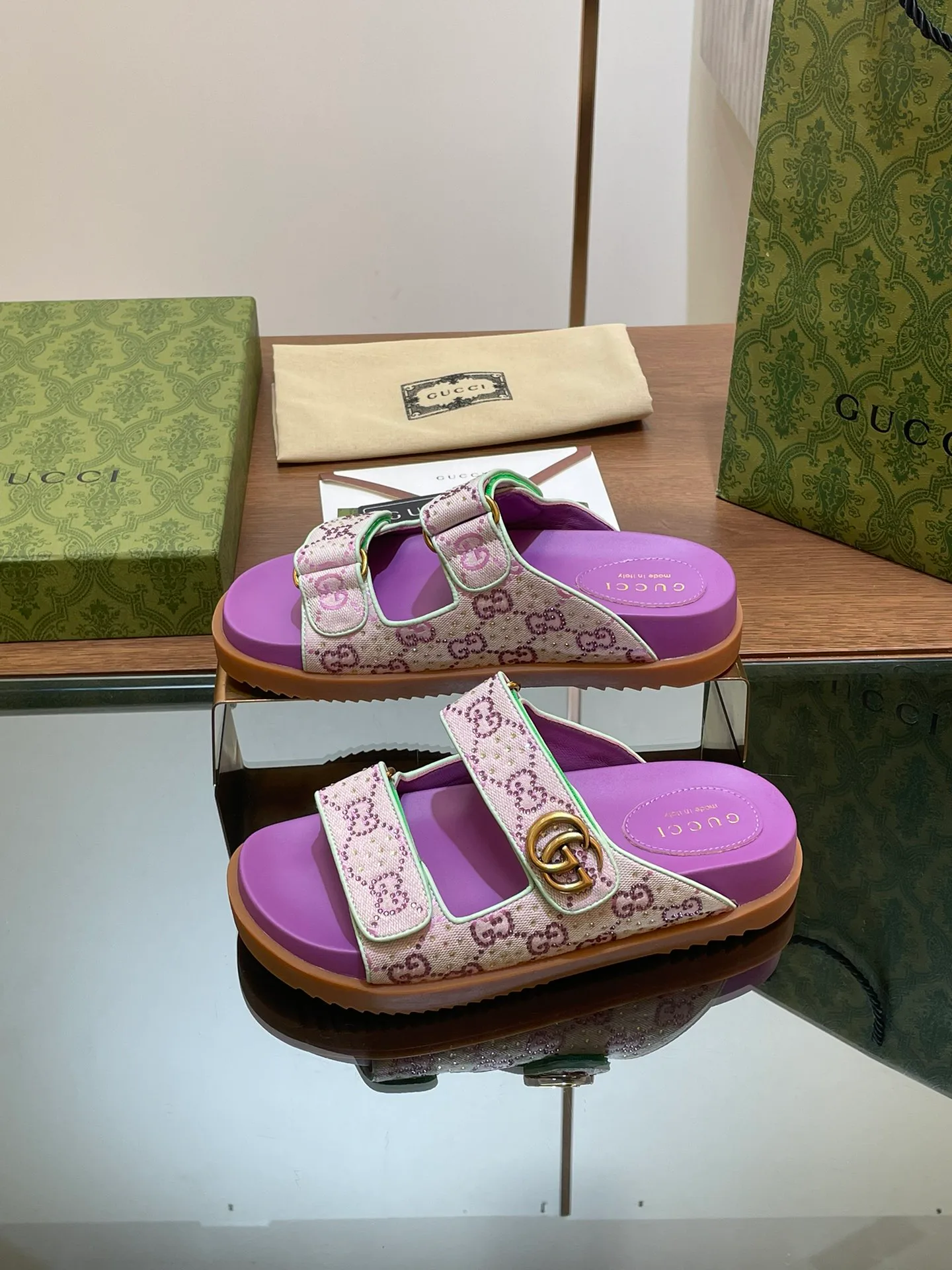 Шлепанцы Женские Gucci 21089