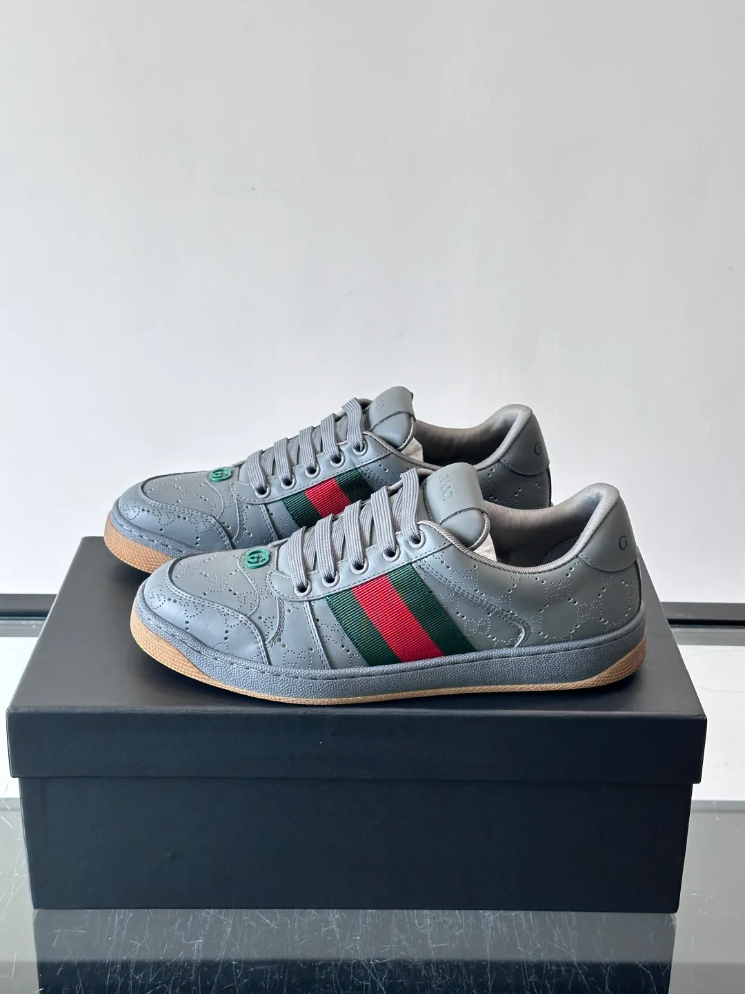 Кроссовки Женские Gucci 18101948