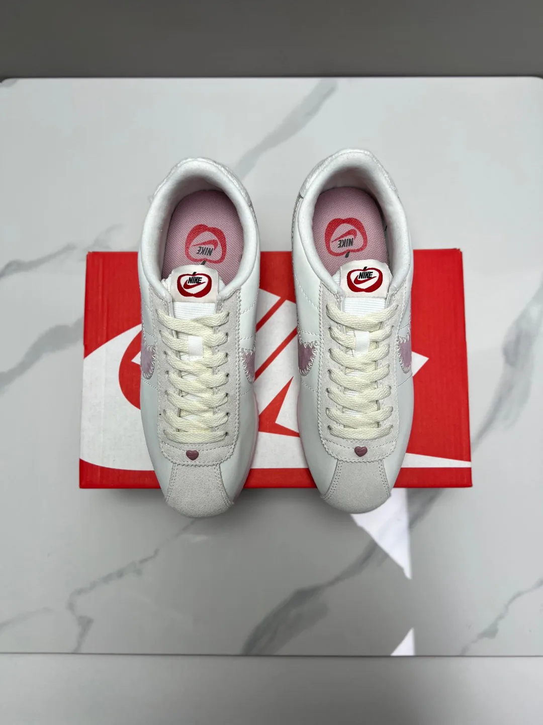 Кроссовки Женские Nike 5855