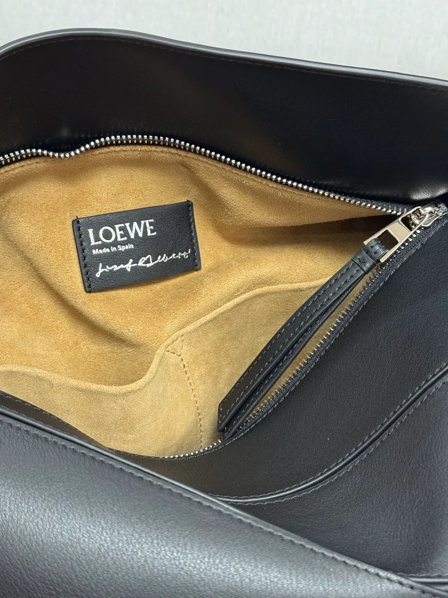Классические Сумки Женские Loewe 11675844