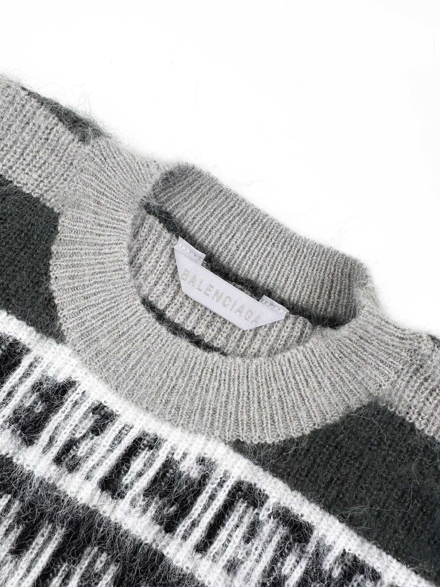 Джемперы И Свитеры Женские Balenciaga 18046552
