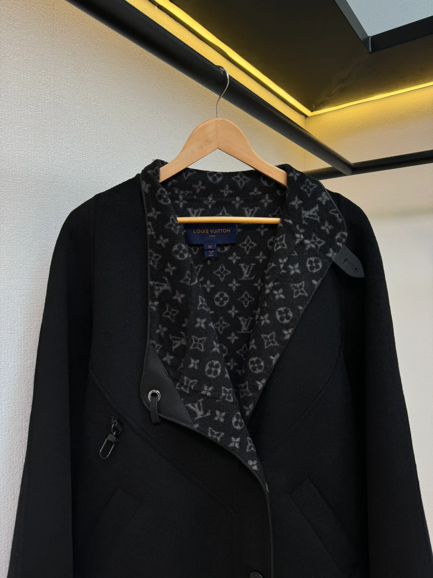 Куртки Женские Louis Vuitton 172495