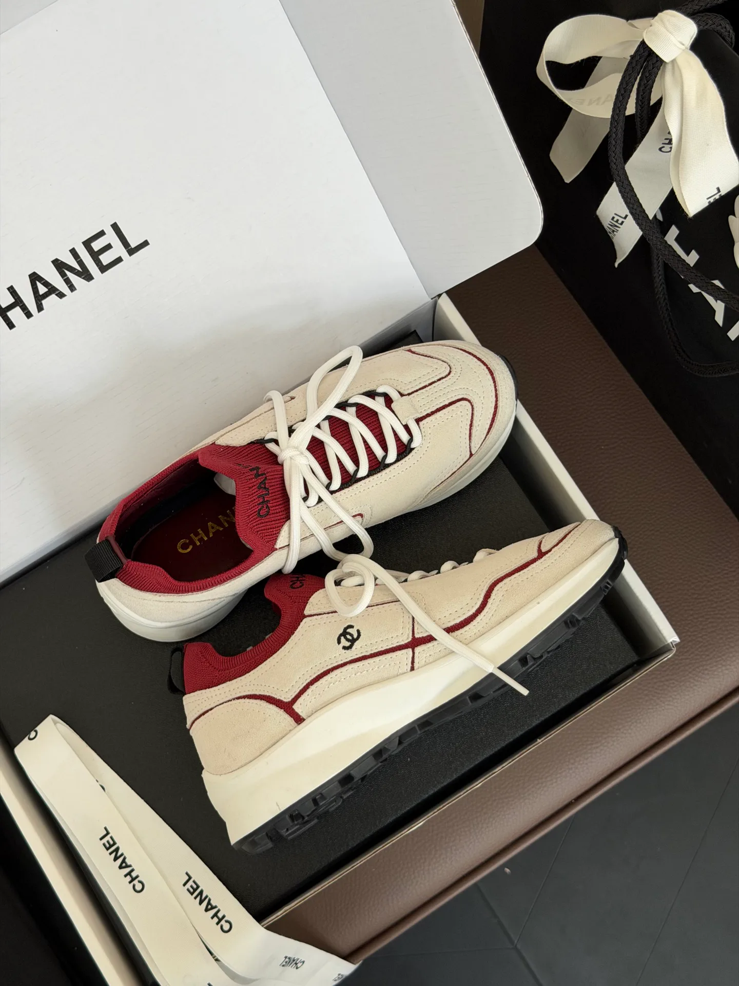 Кроссовки Женские Chanel 18073585