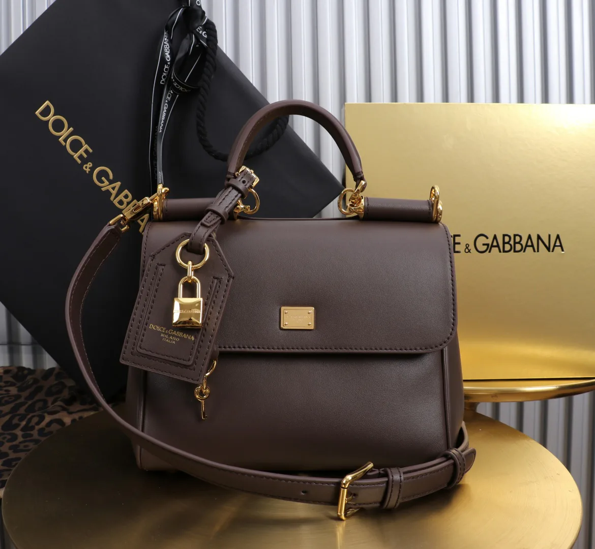 Классические Сумки Женские Dolce & Gabbana 18004436