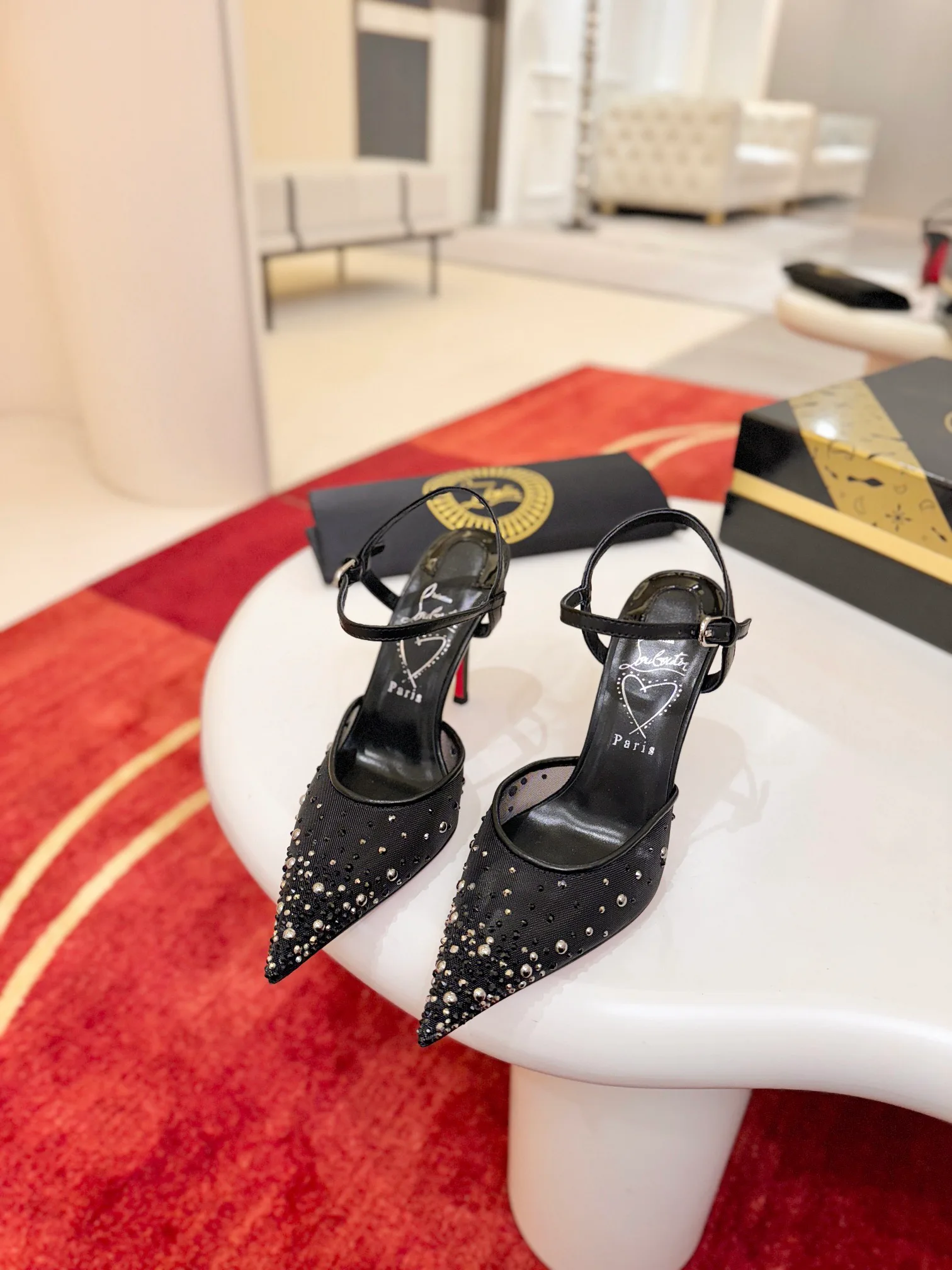 Туфли Женские Christian Louboutin 11863229