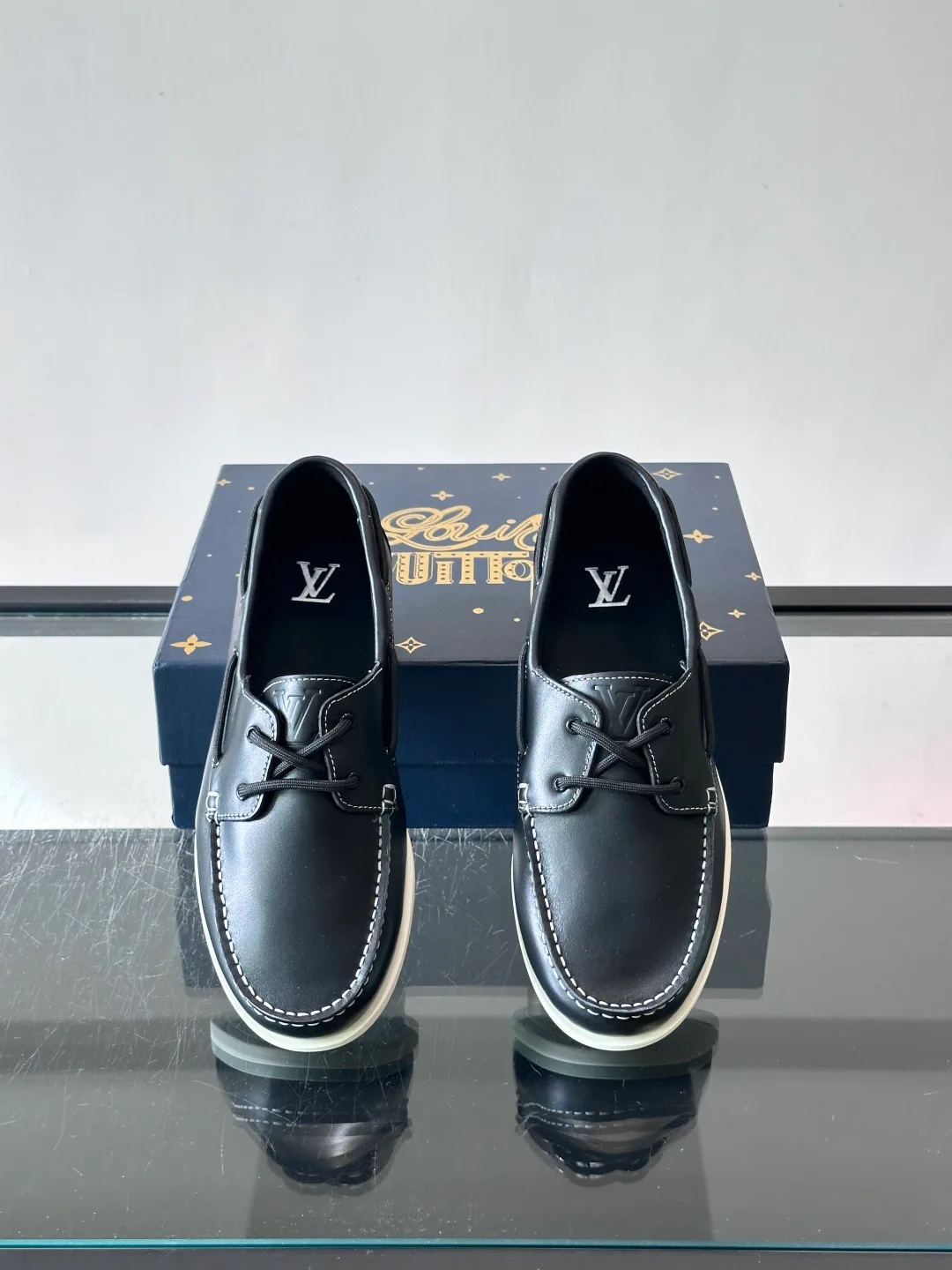 Лоферы И Туфли Мужские Louis Vuitton 18118551