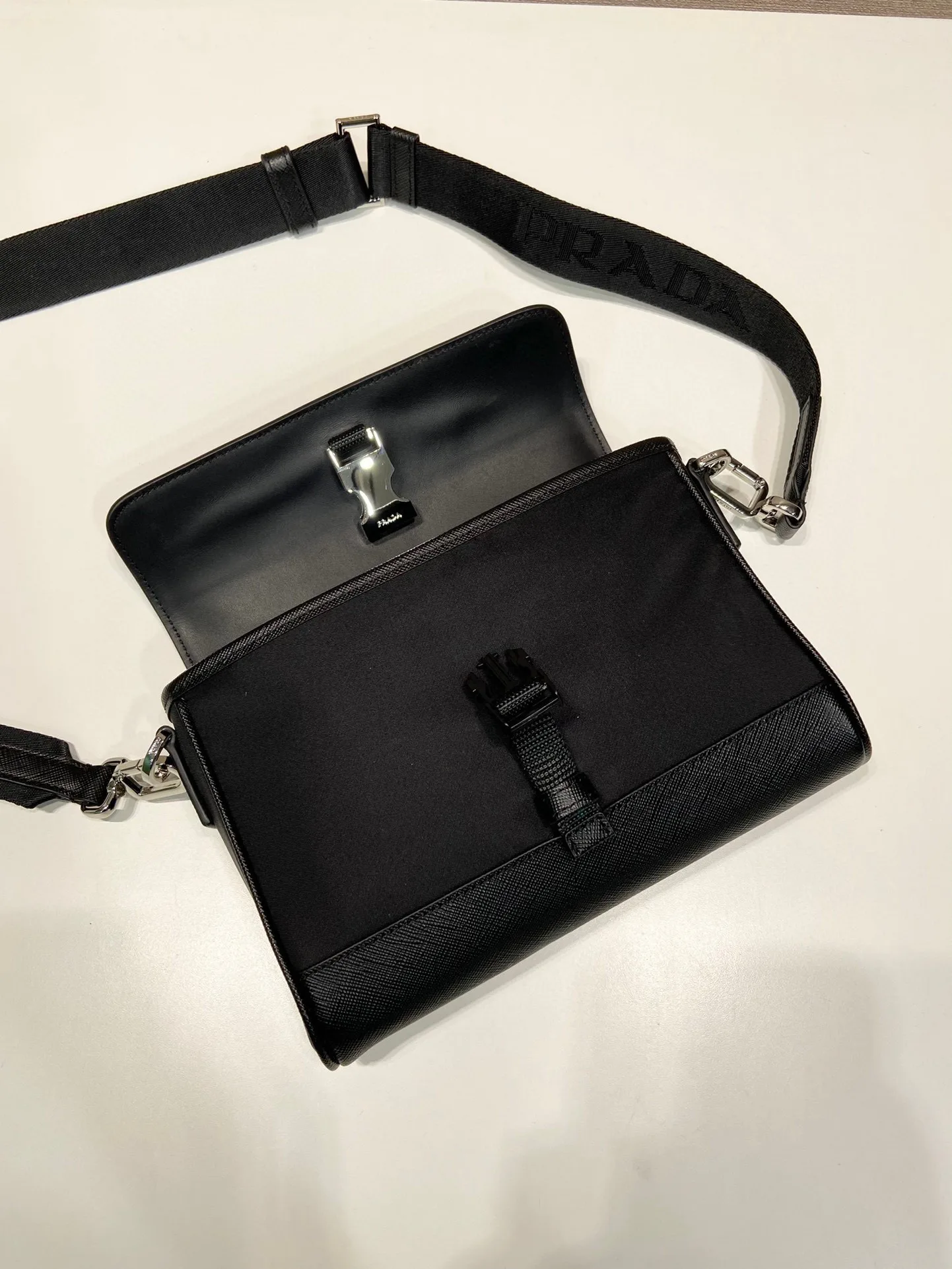 Сумки На Ремне Женские Prada 617126