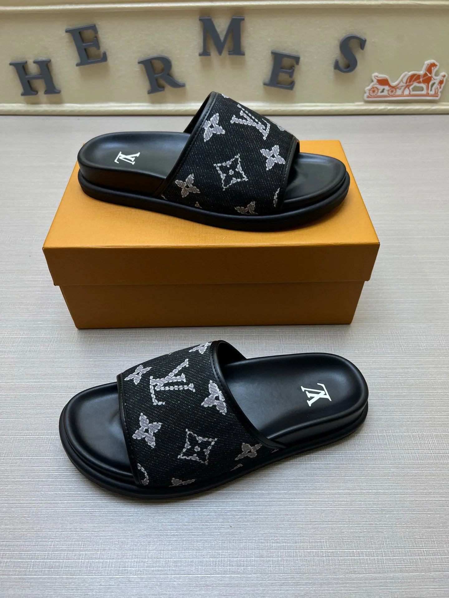 Шлепанцы Мужские Louis Vuitton 1789285