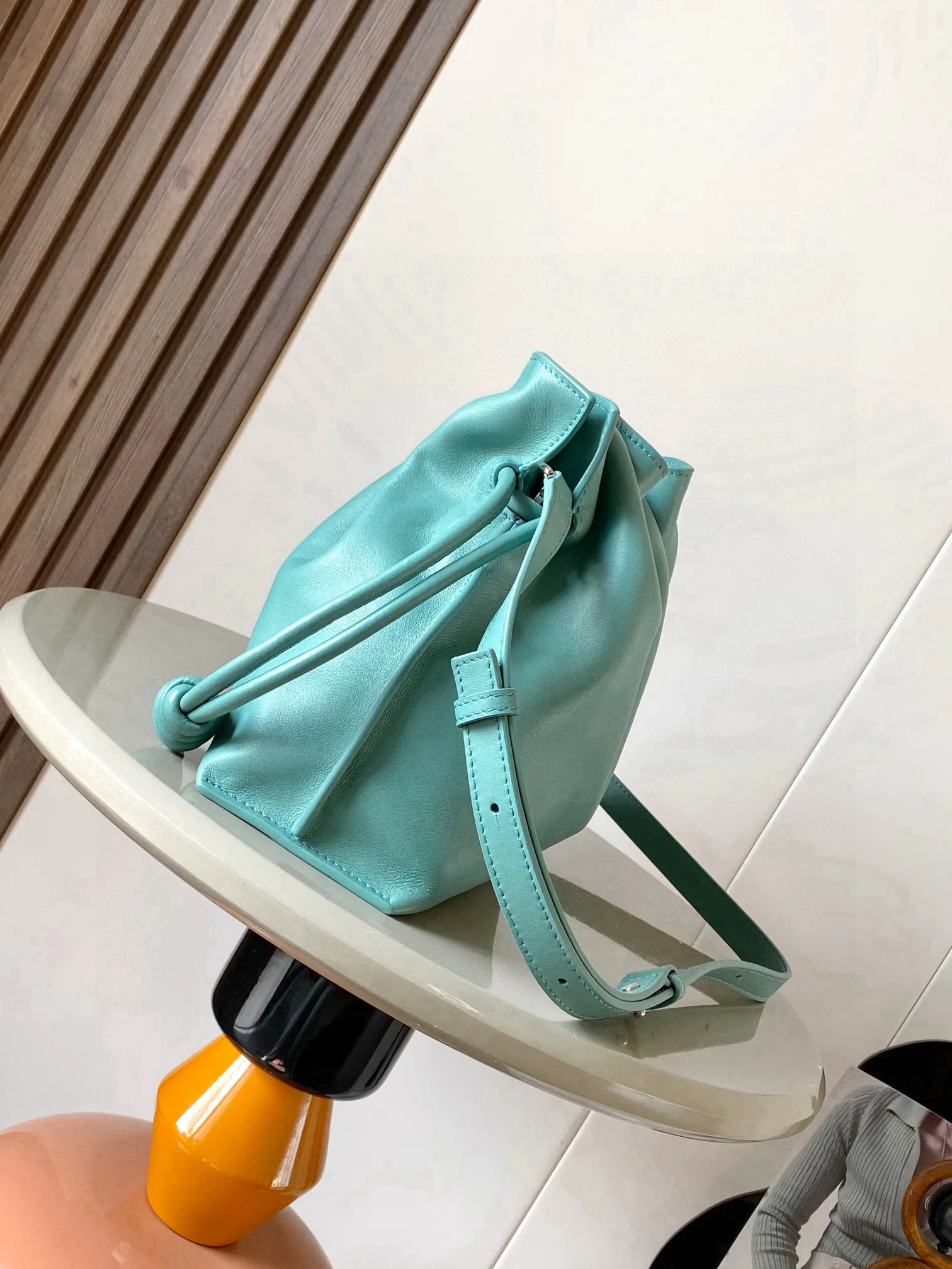 Классические Сумки Женские Loewe 10823929