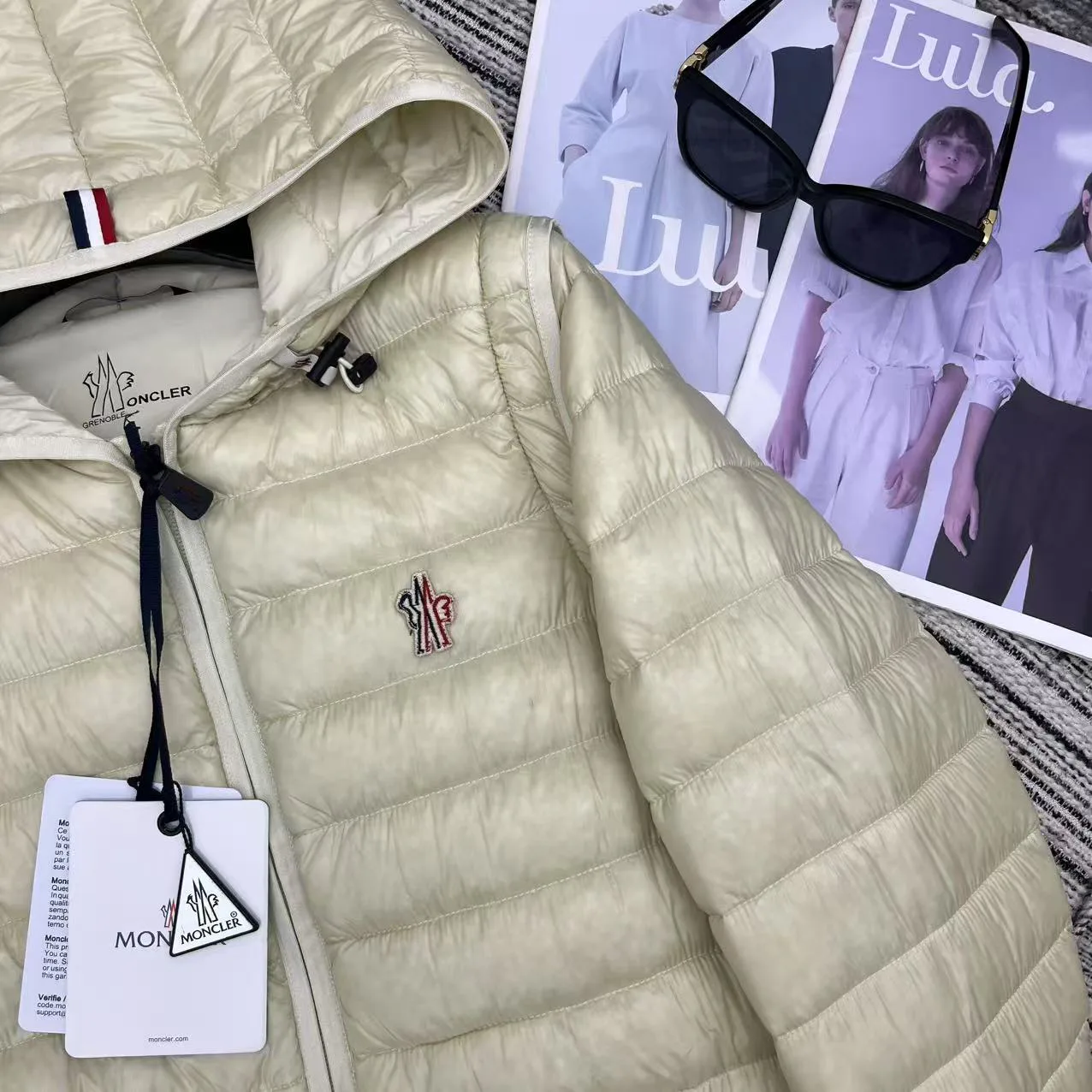 Куртки И Пуховики Мужские Moncler 1265531