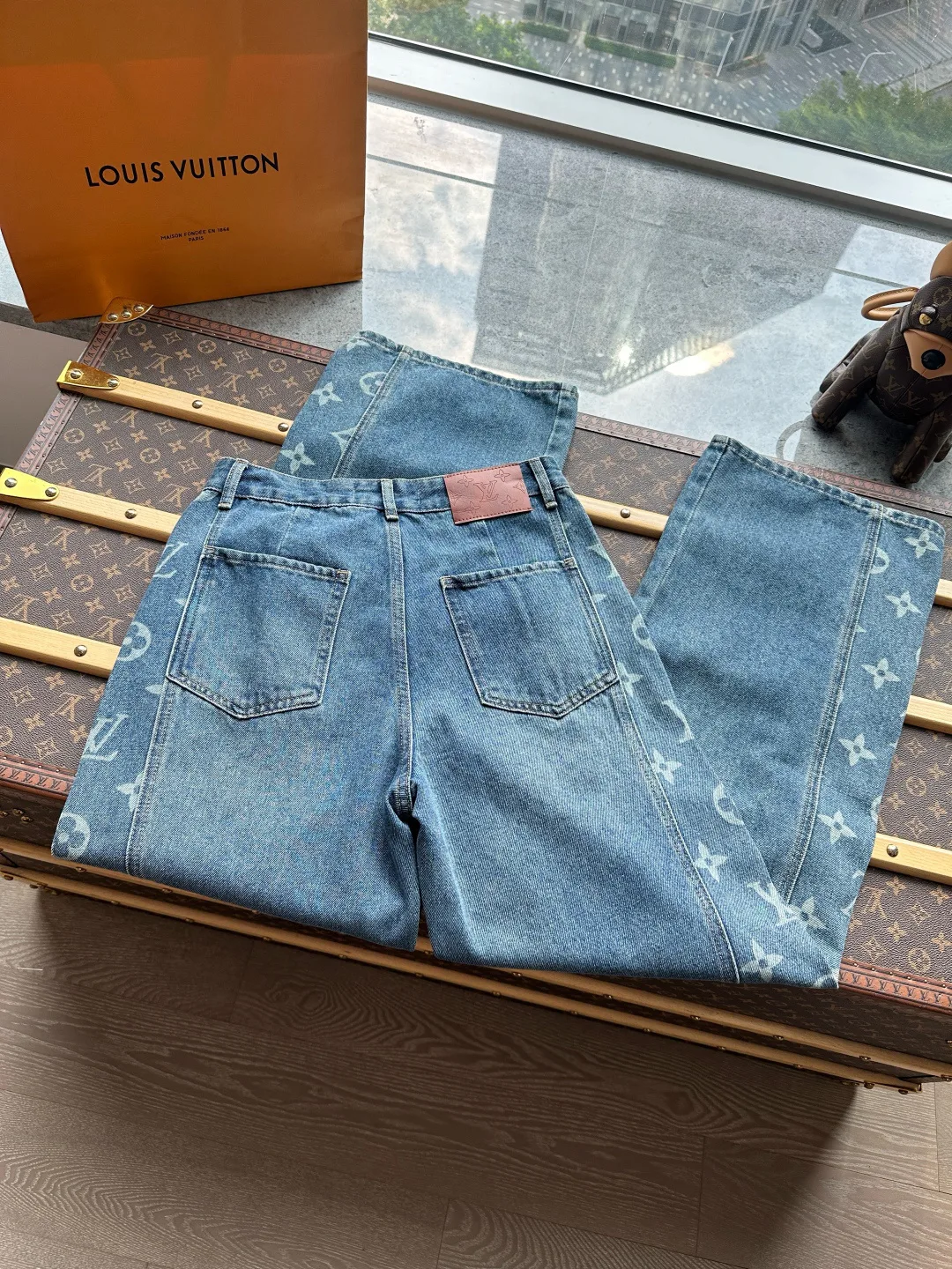 Брюки Женские Louis Vuitton 1896802
