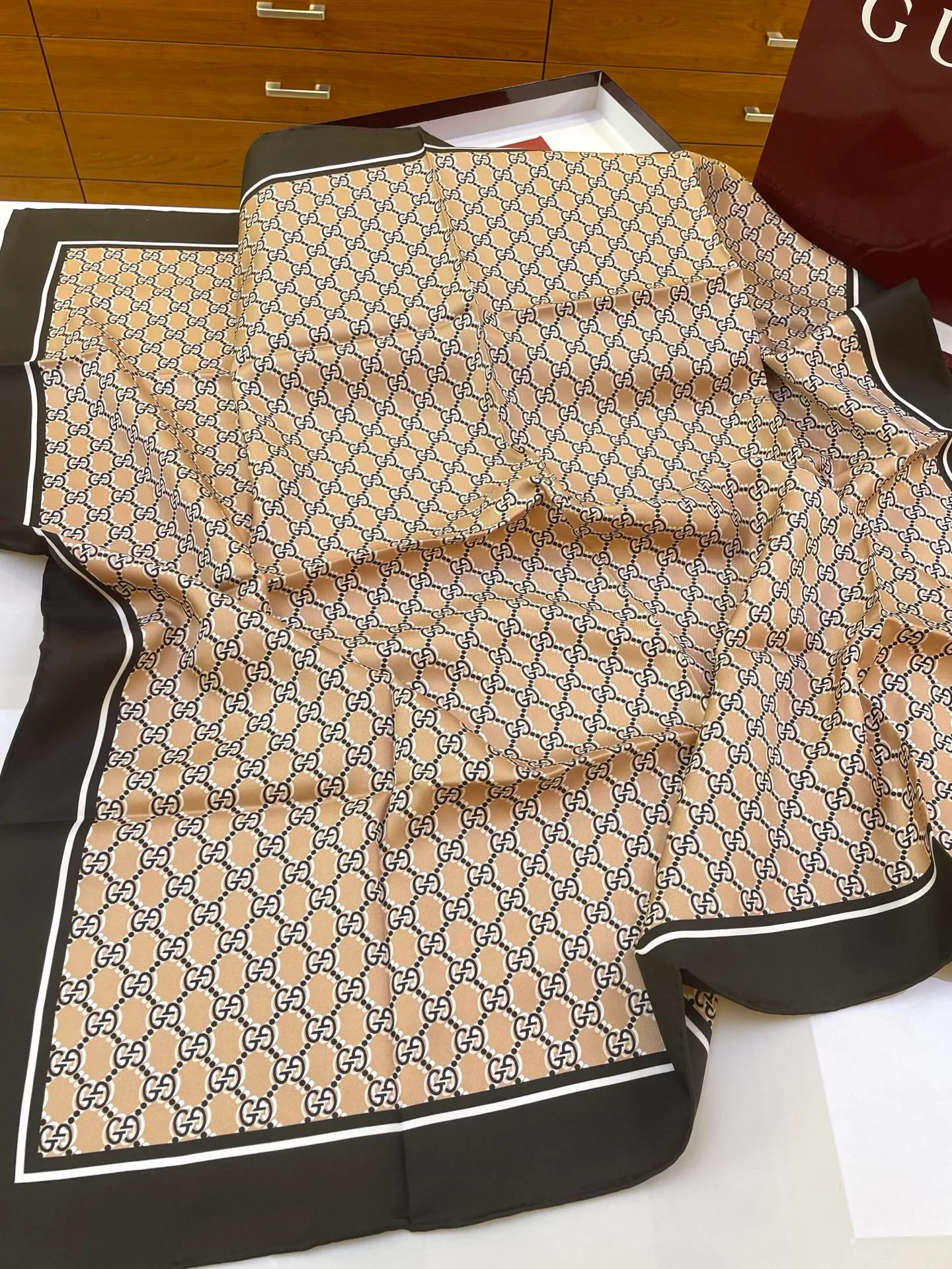 Платки Gucci 10477350