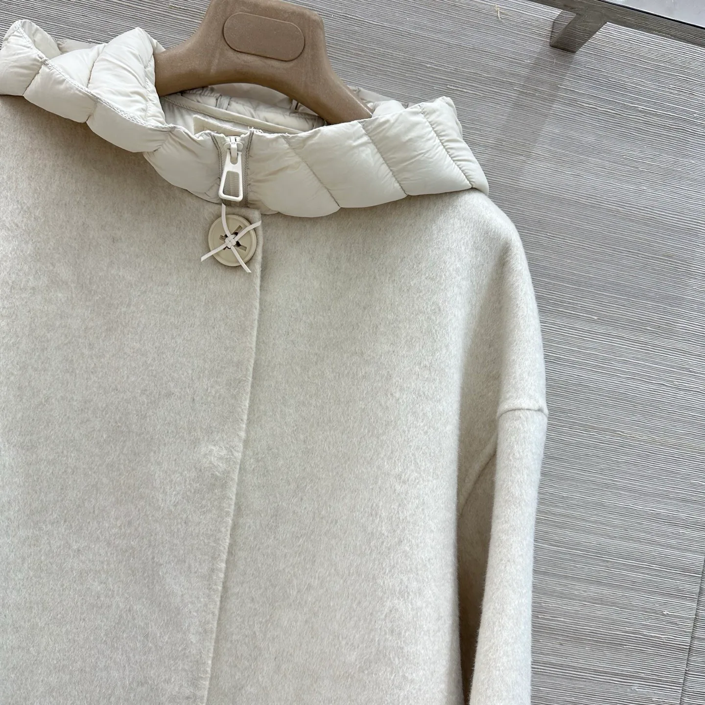 Пальто Женские Loro Piana 18714300