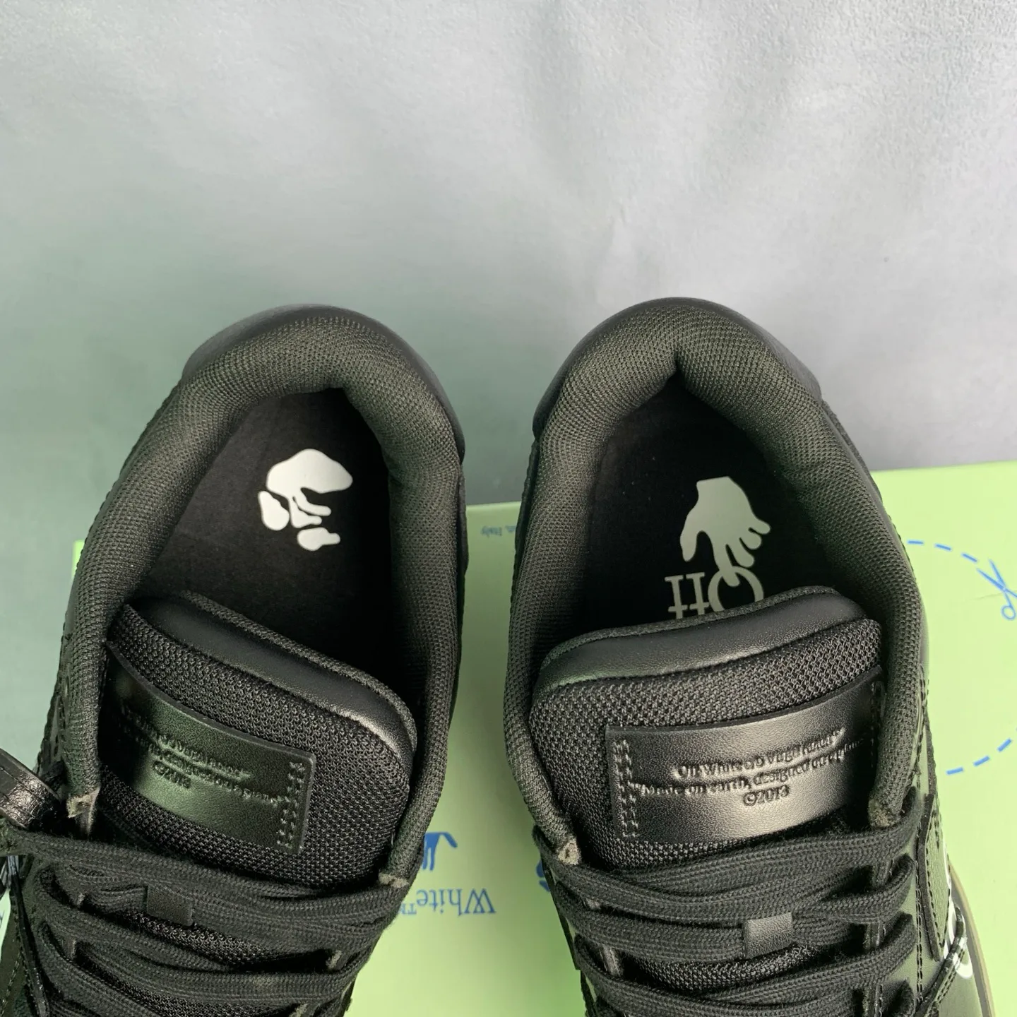 Кроссовки Женские Off-White 17776390