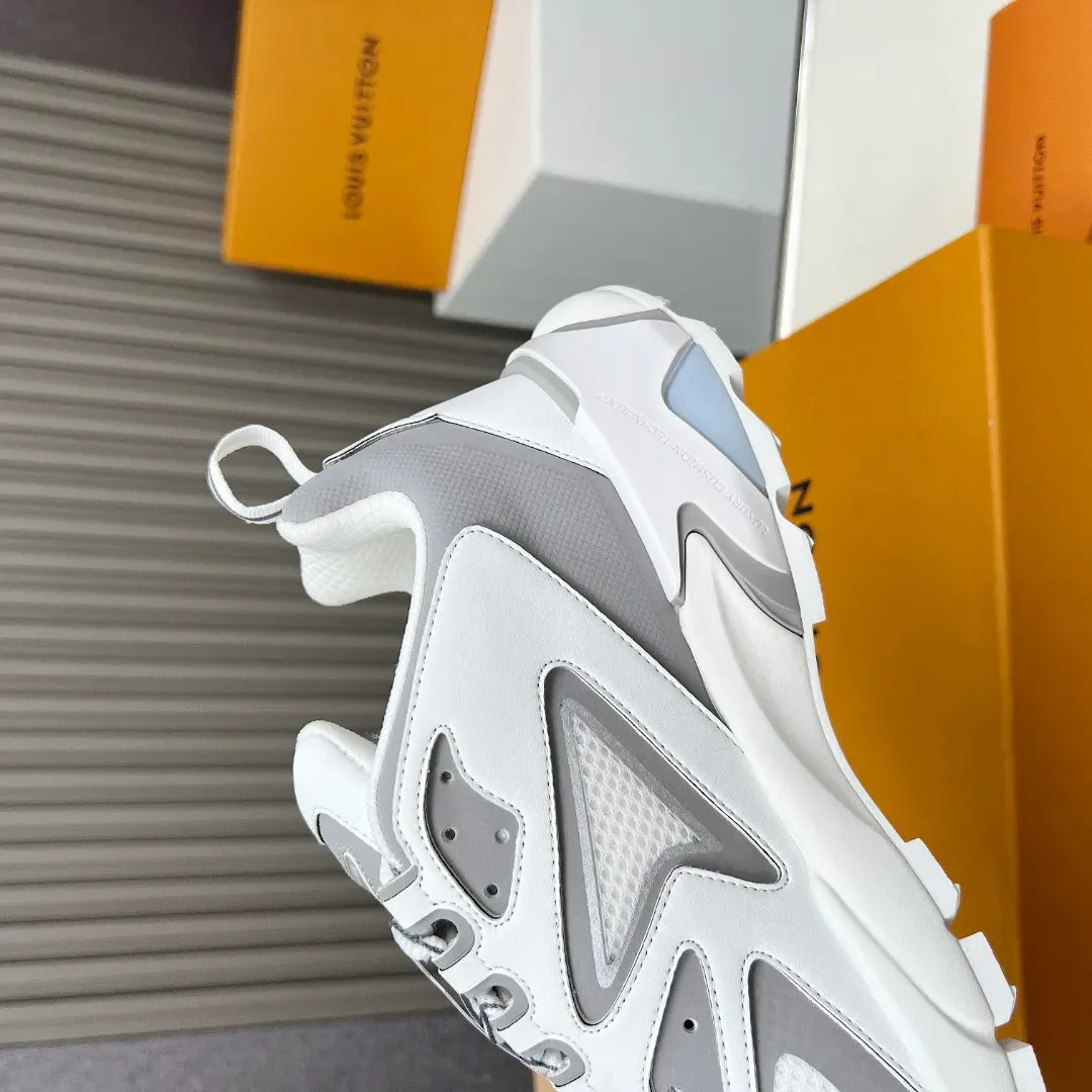 Кроссовки Мужские Louis Vuitton 2937781