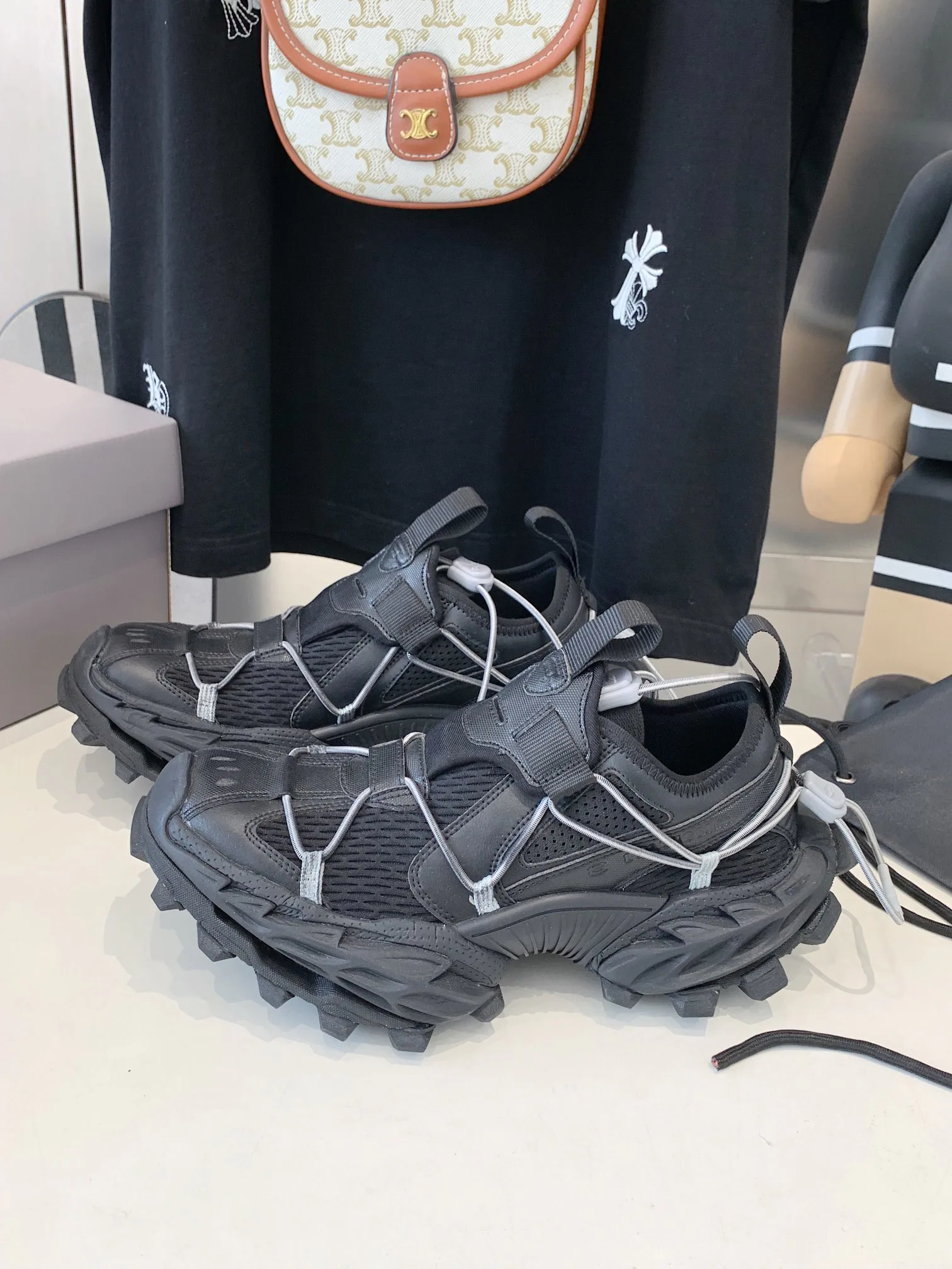 Кроссовки Женские Balenciaga 28235