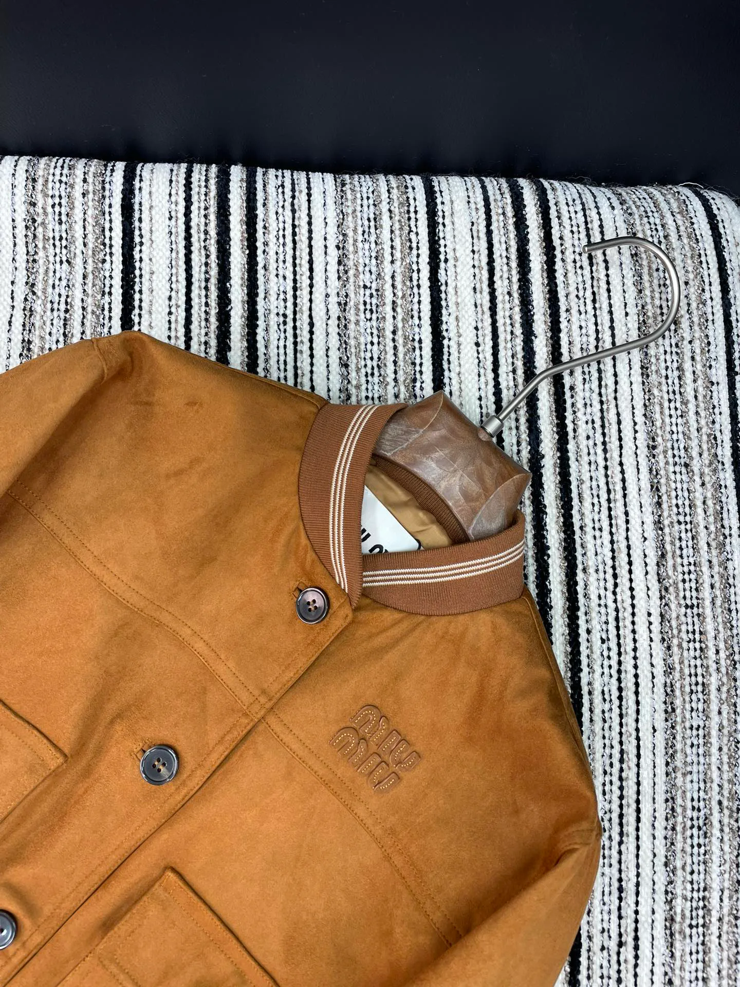 Куртки И Пуховики Женские Miu Miu 303631