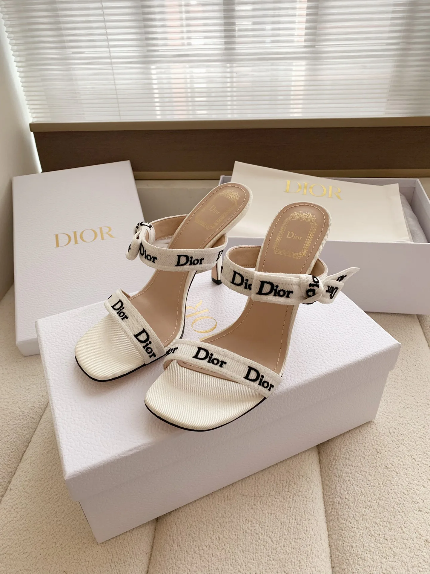 Босоножки Женские Christian Dior 11599293