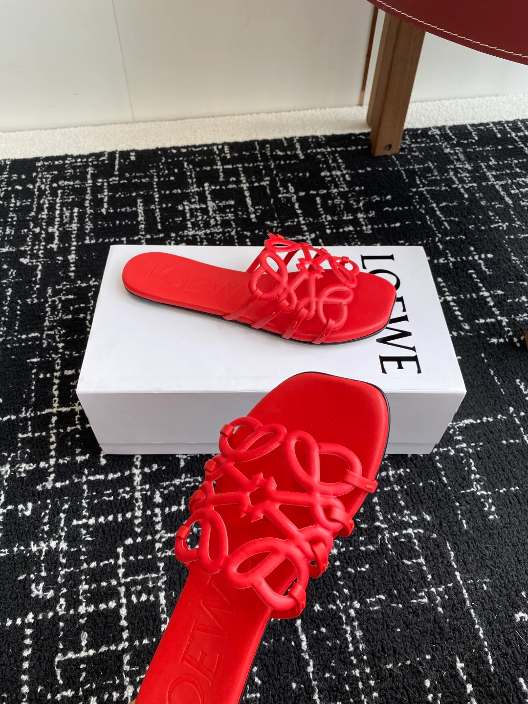 Шлепанцы Женские Loewe 33773