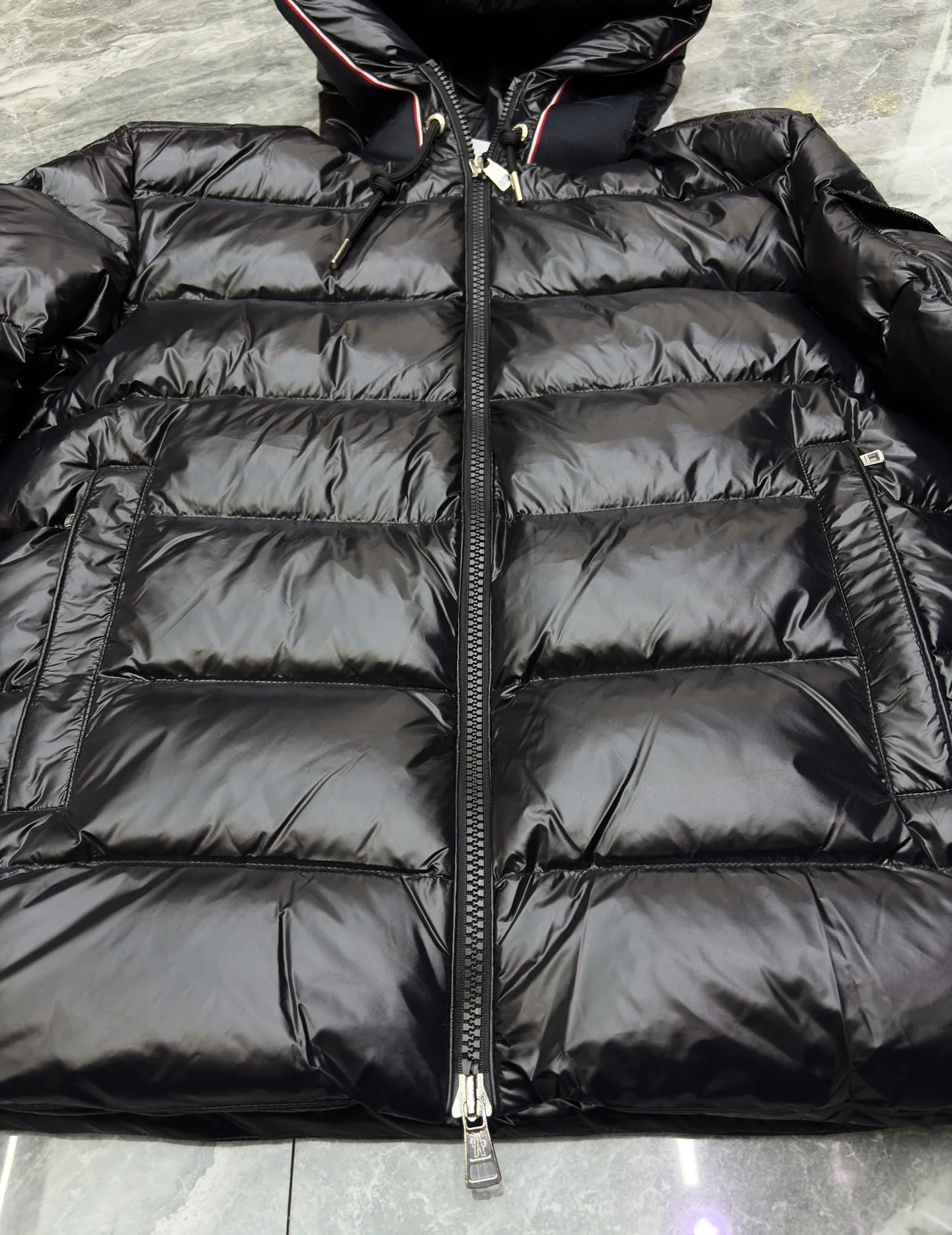 Куртки И Пуховики Мужские Moncler 17568680