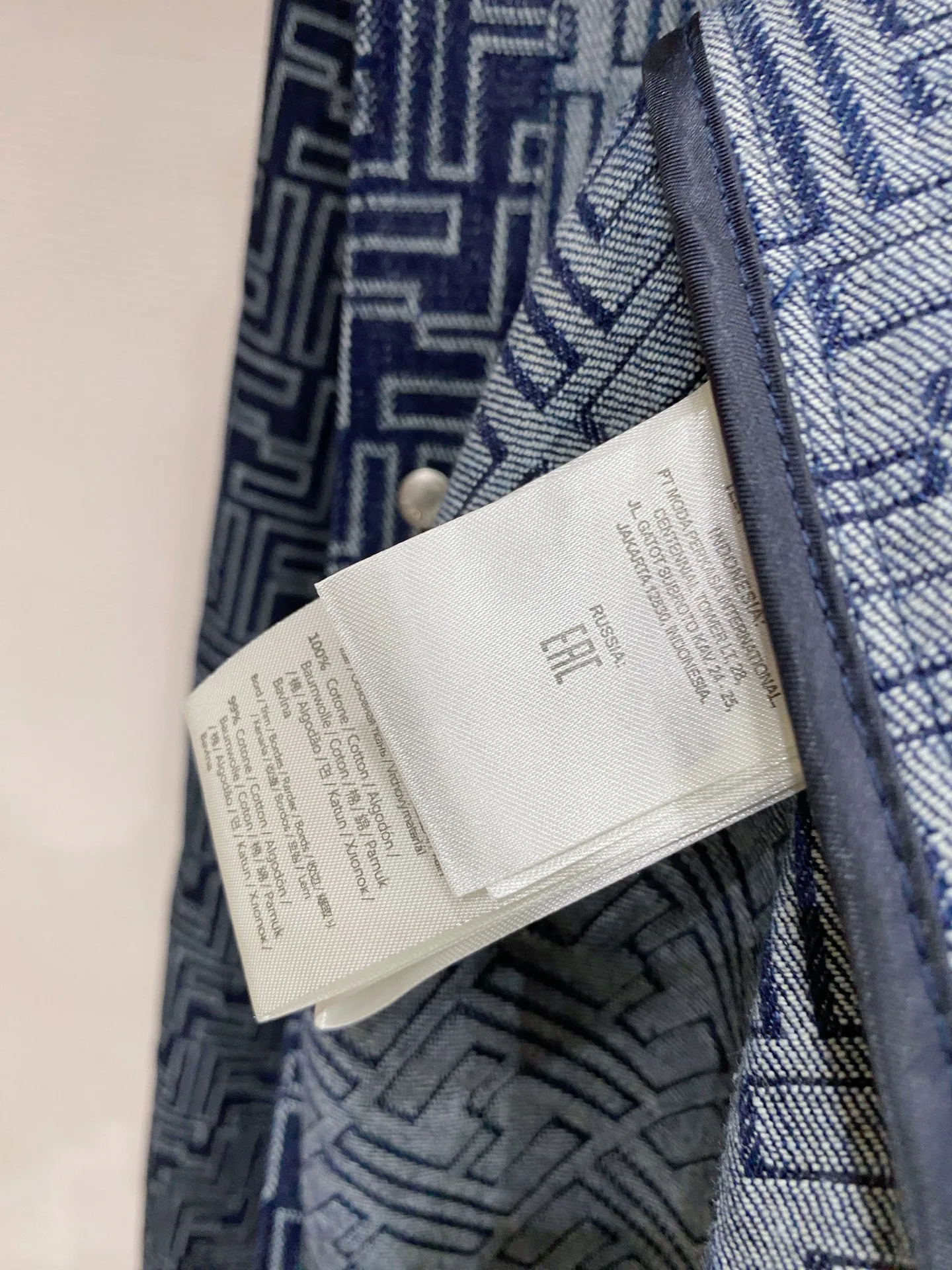 Куртки И Пуховики Мужские Fendi 11504115