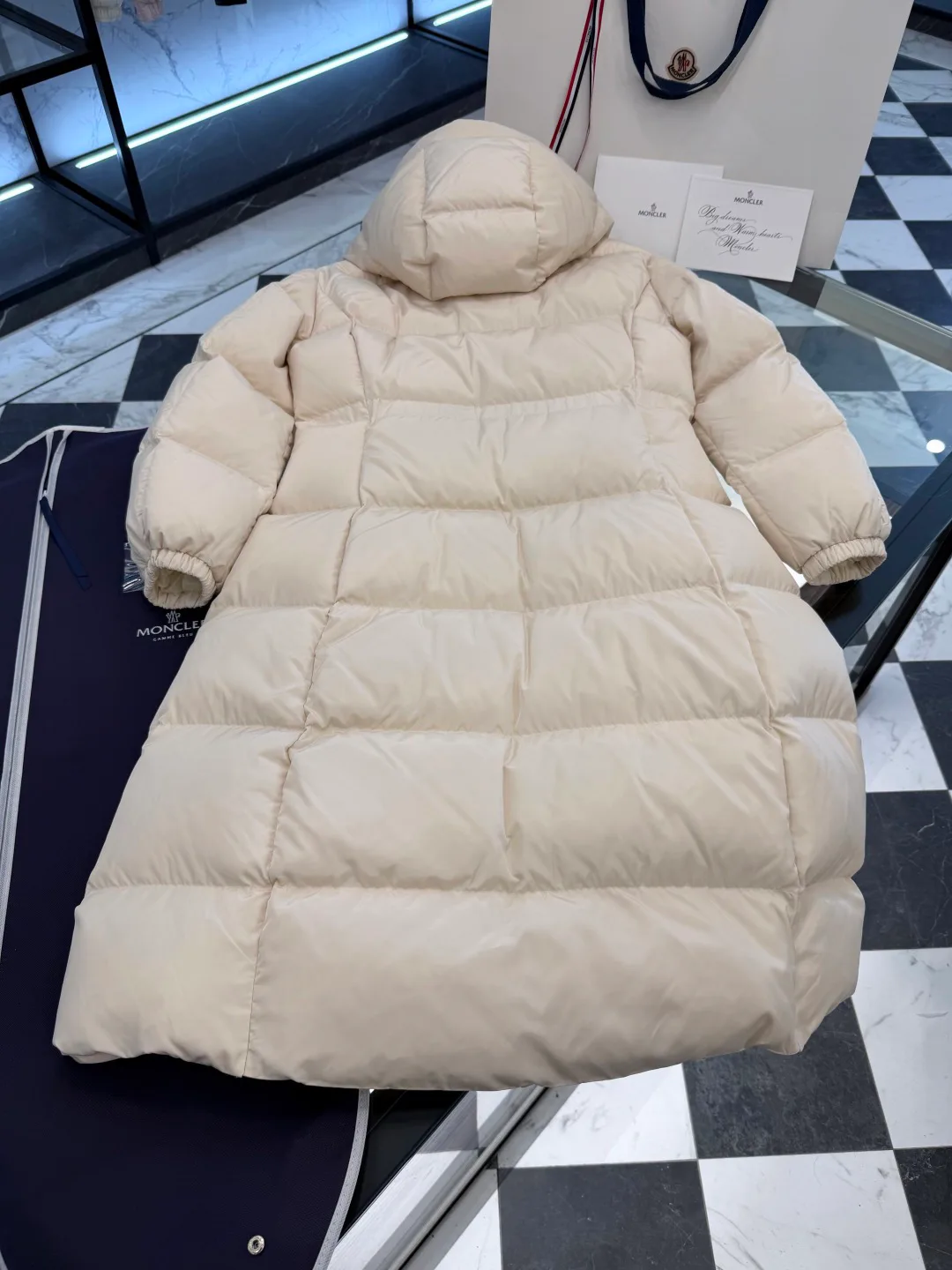 Куртки И Пуховики Женские Moncler 19245302