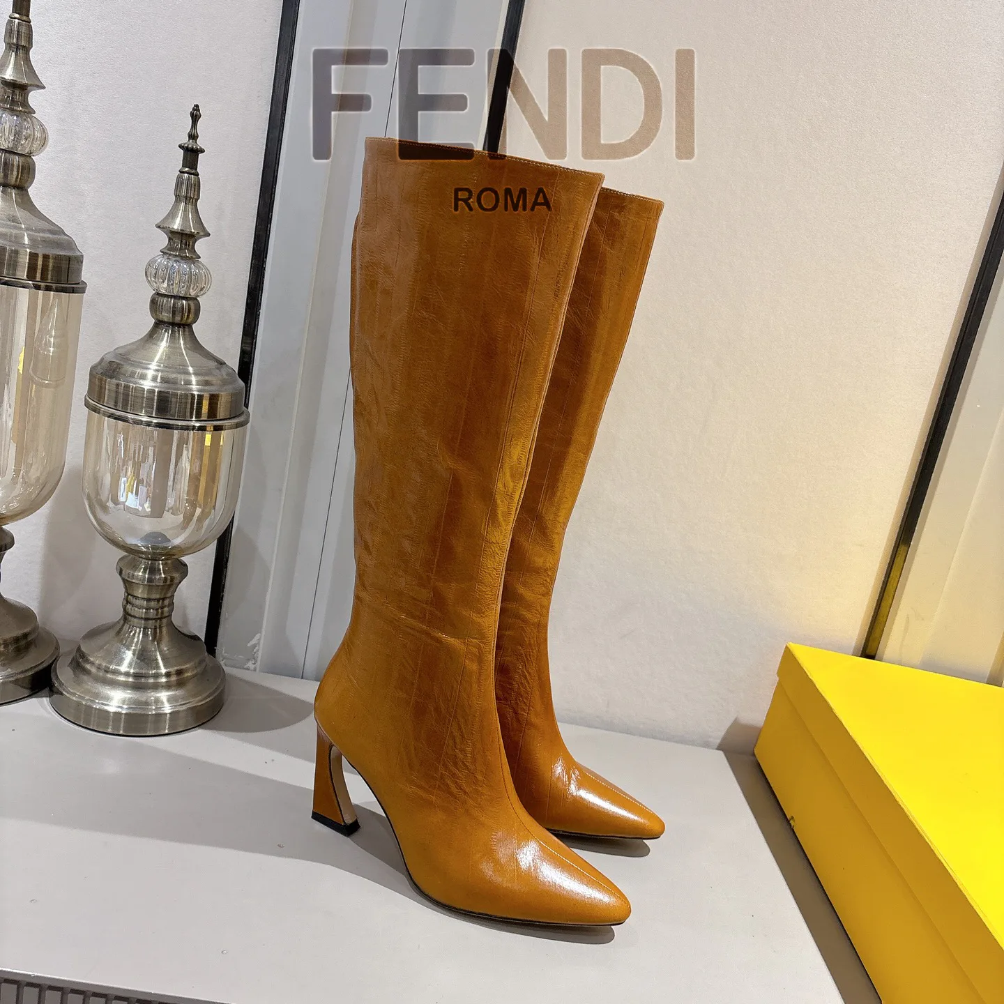 Сапоги Женские Fendi 18247877