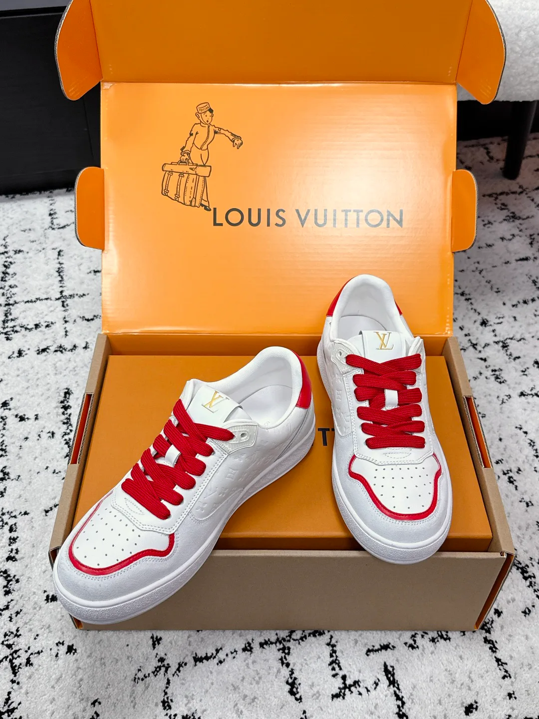 Кеды Женские Louis Vuitton 2471120