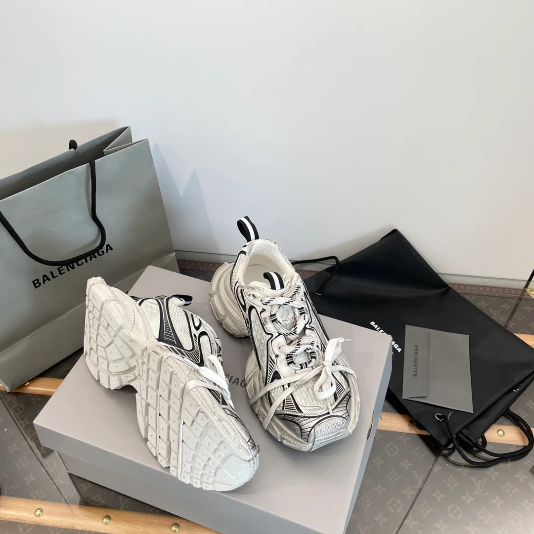 Кроссовки Женские Balenciaga 12656298