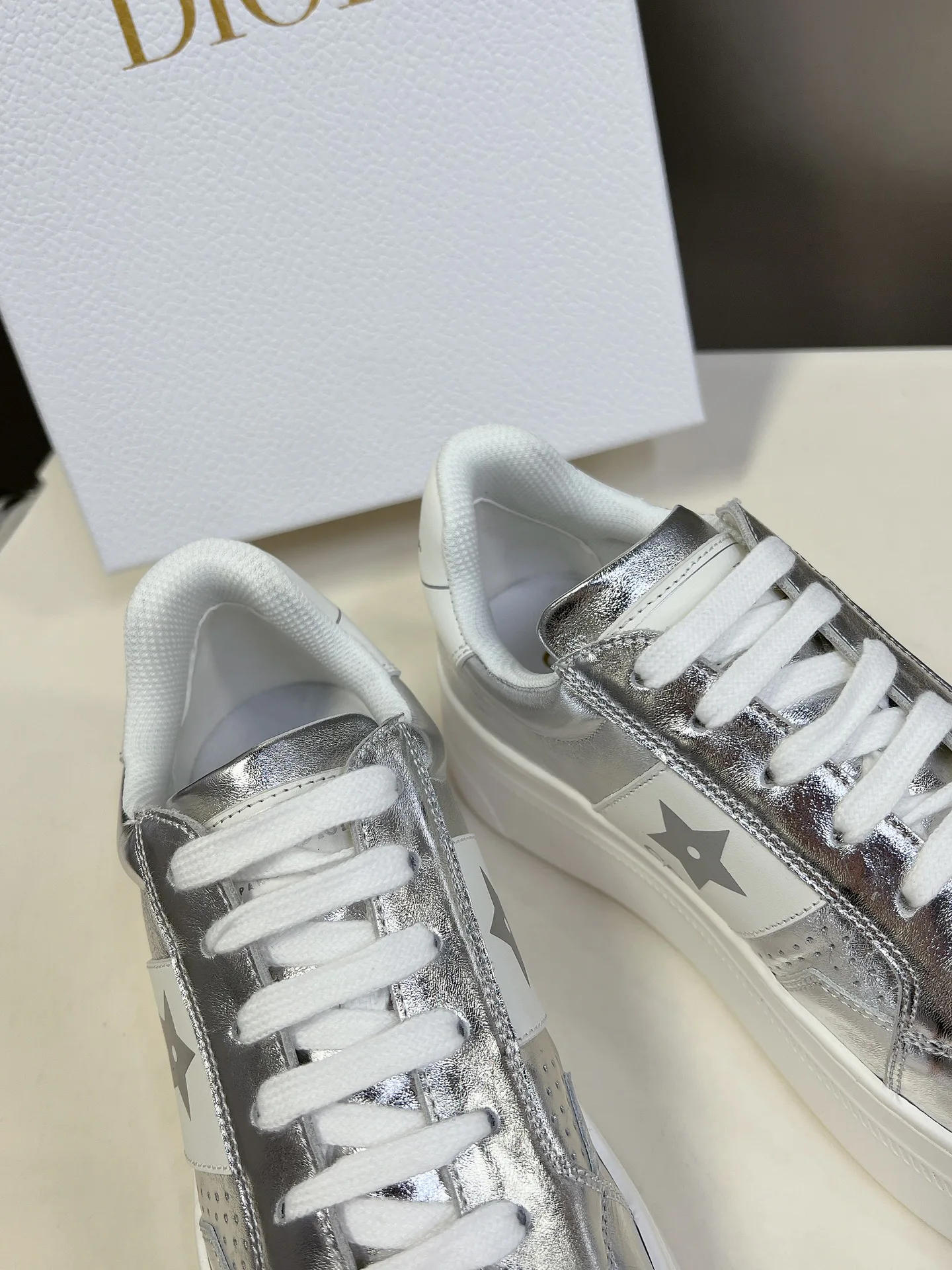 Кроссовки Женские Christian Dior 18005349