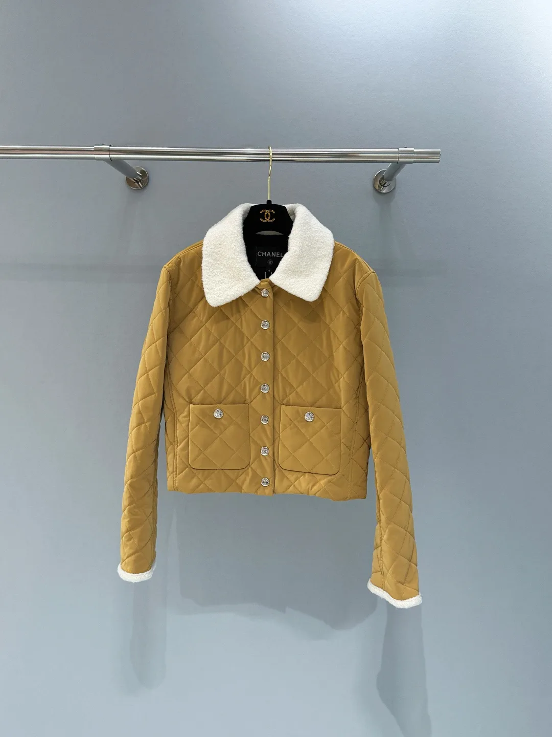 Куртки И Пуховики Женские Chanel 434364