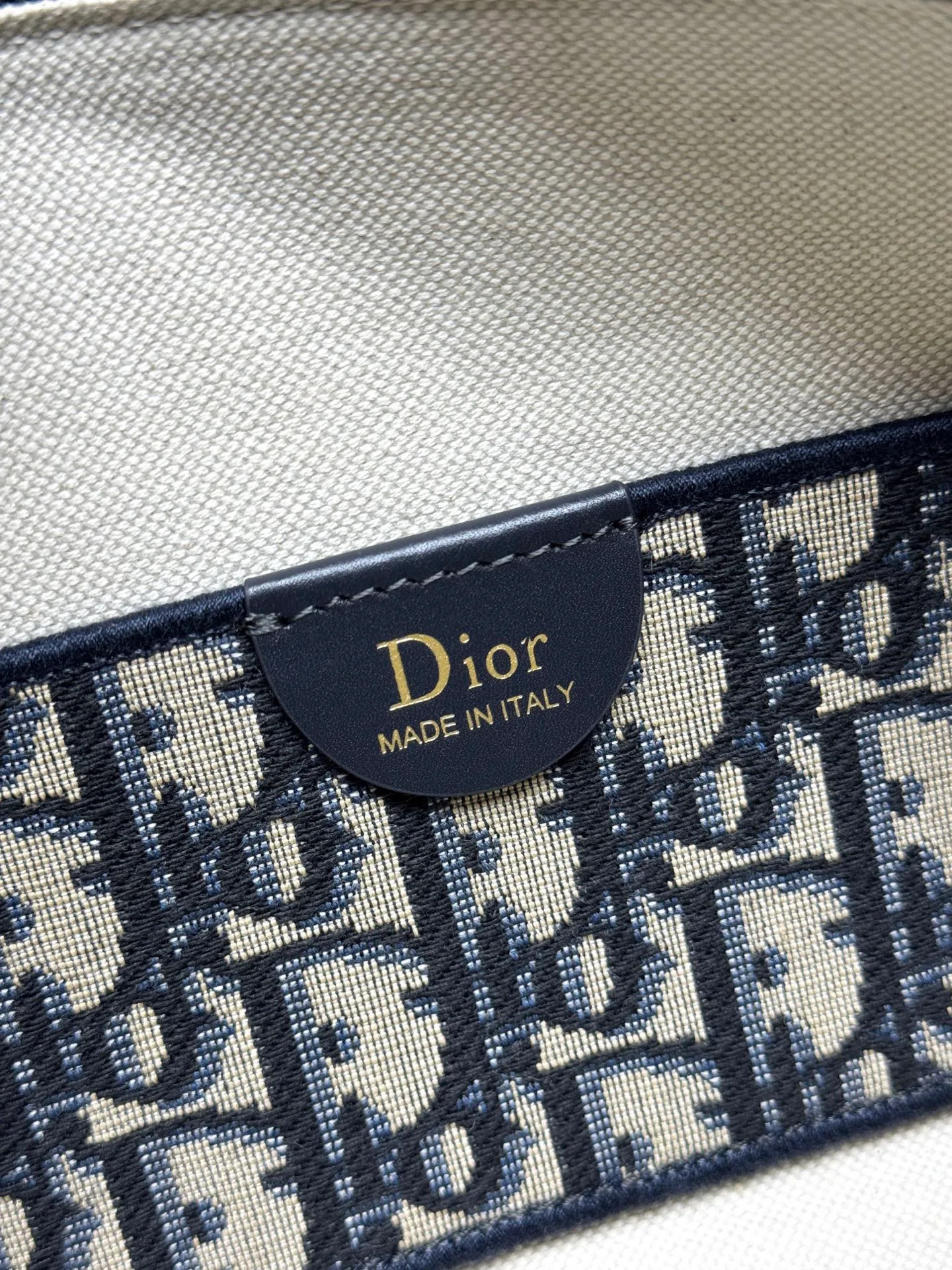 Сумки На Ремне Женские Christian Dior 17463947