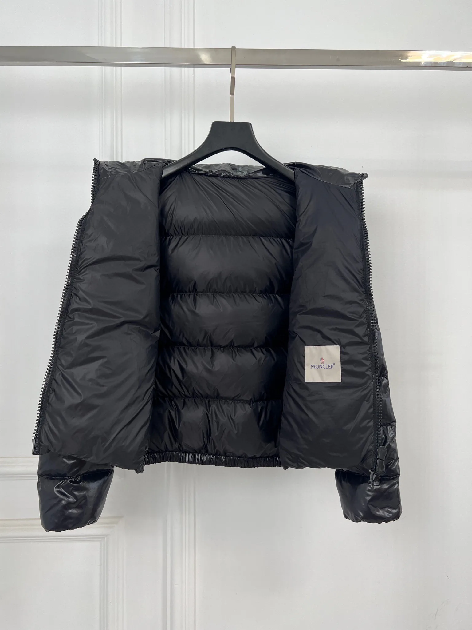 Куртки И Пуховики Женские Moncler 18416217