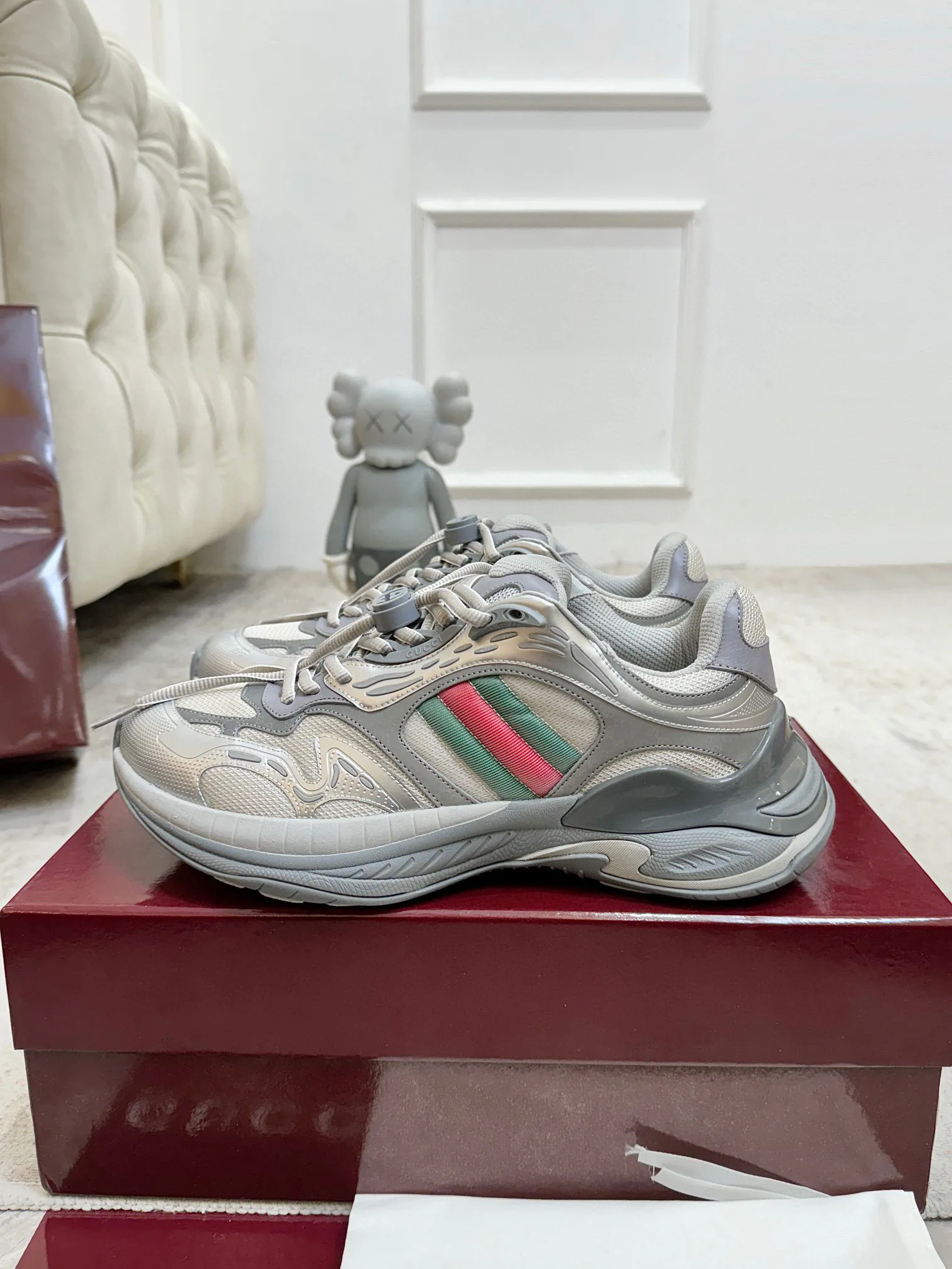 Кроссовки Женские Gucci 11918092
