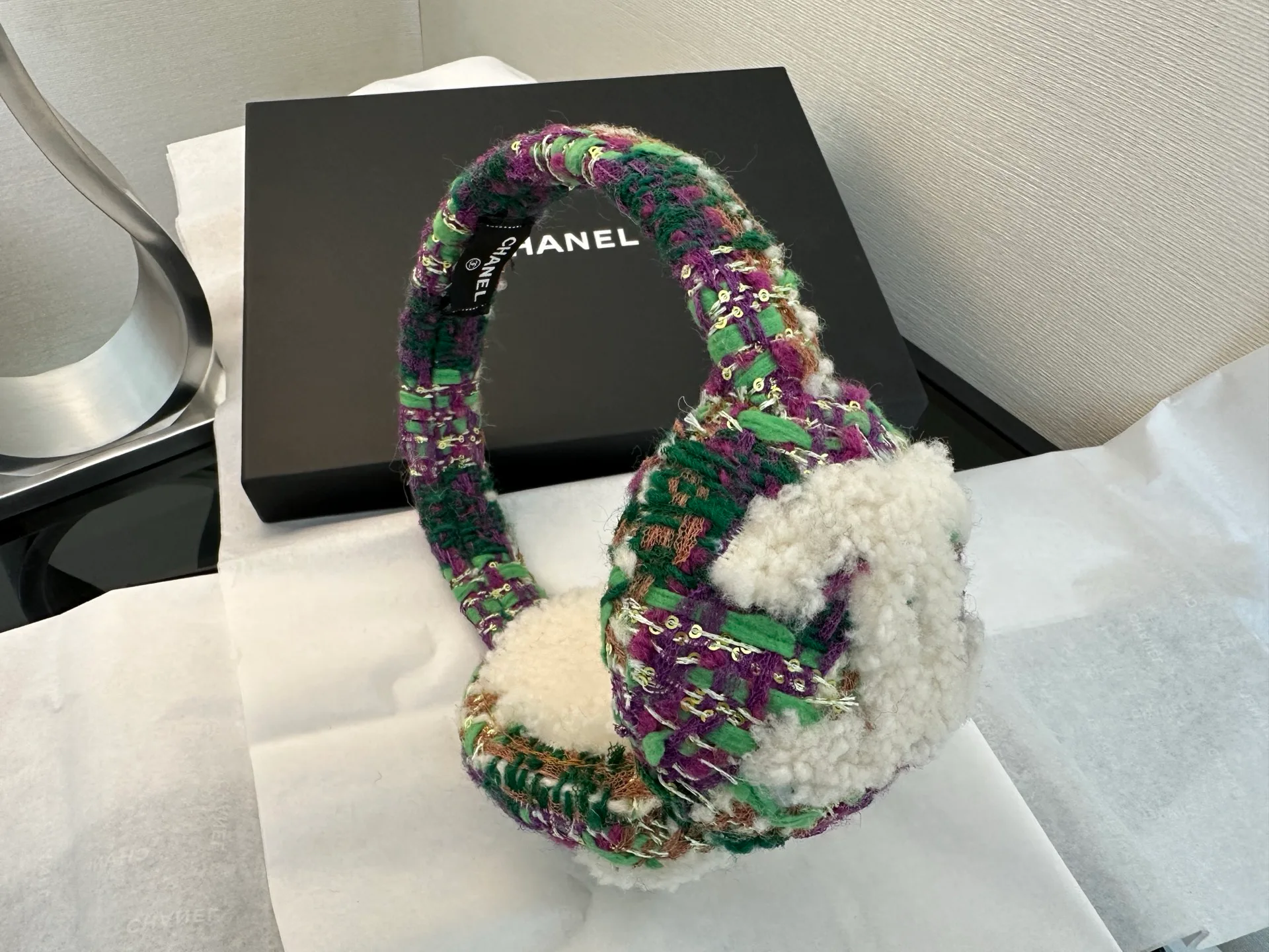 Головные Уборы Chanel 18347864